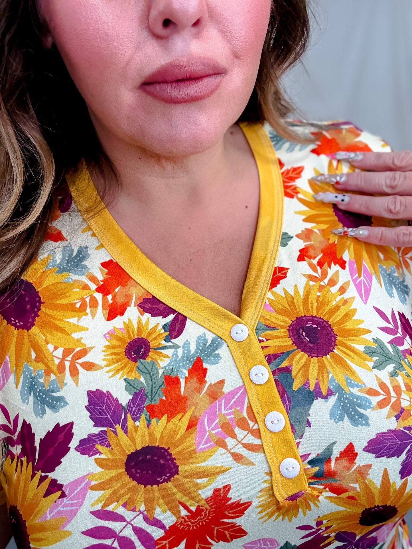 Fall Sunflowers Short Sleeve Top & Joggers Loungewear Set - Whiskey Skies - SHIRLEY & STONE