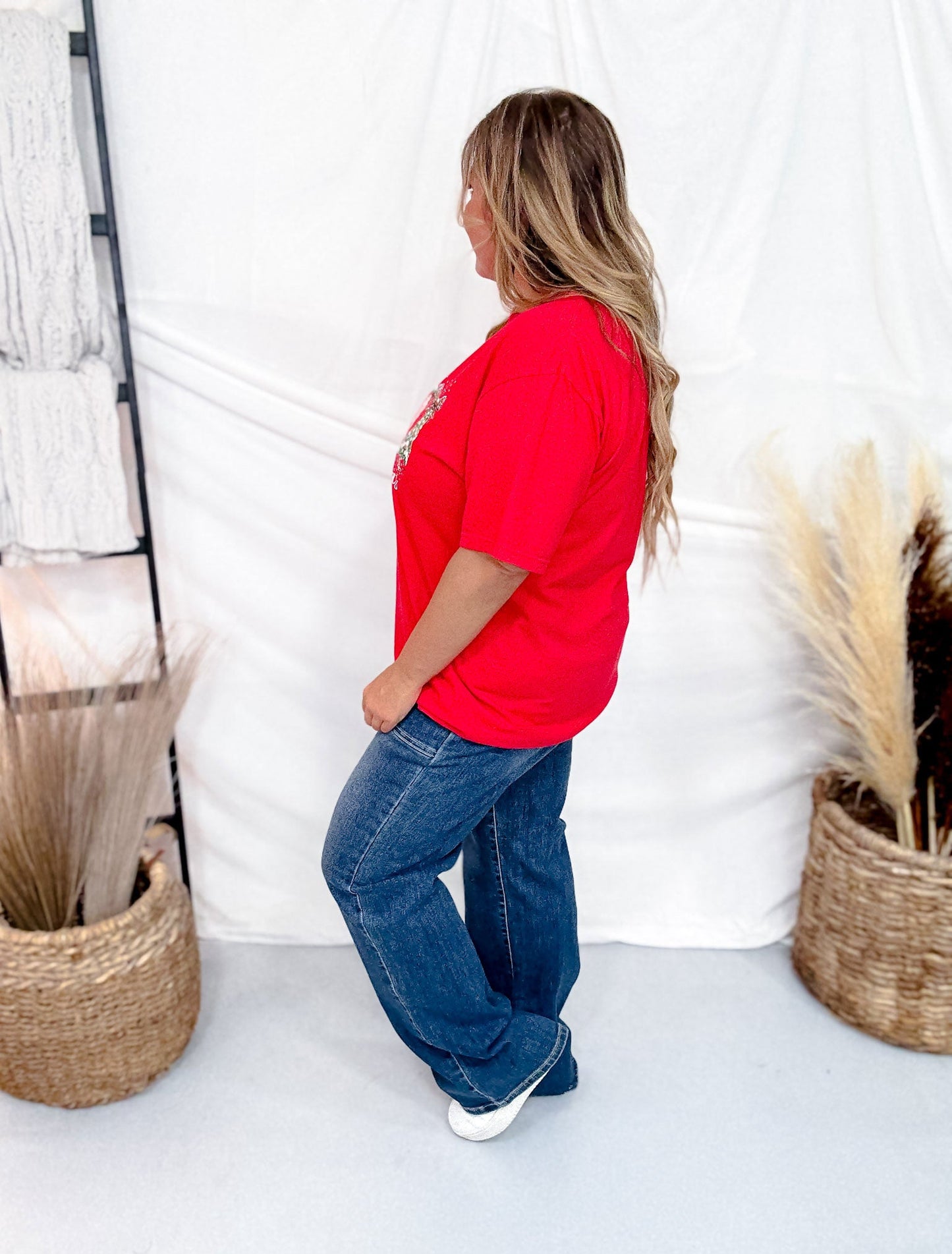 Faux Pearl Christmas Trees Graphic T-Shirt - Whiskey Skies - JOCO INK GRAPHIC APPAREL