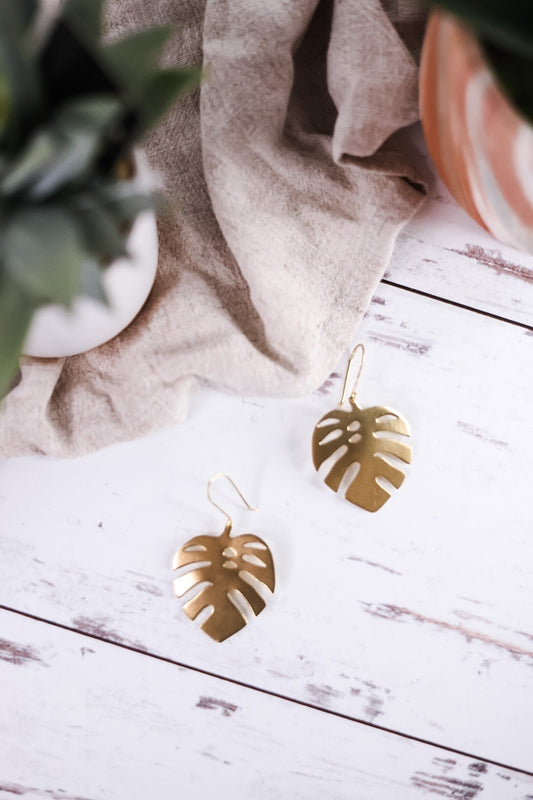 Flora Monstera Leaf Earrings Brass - Whiskey Skies - INK+ALLOY