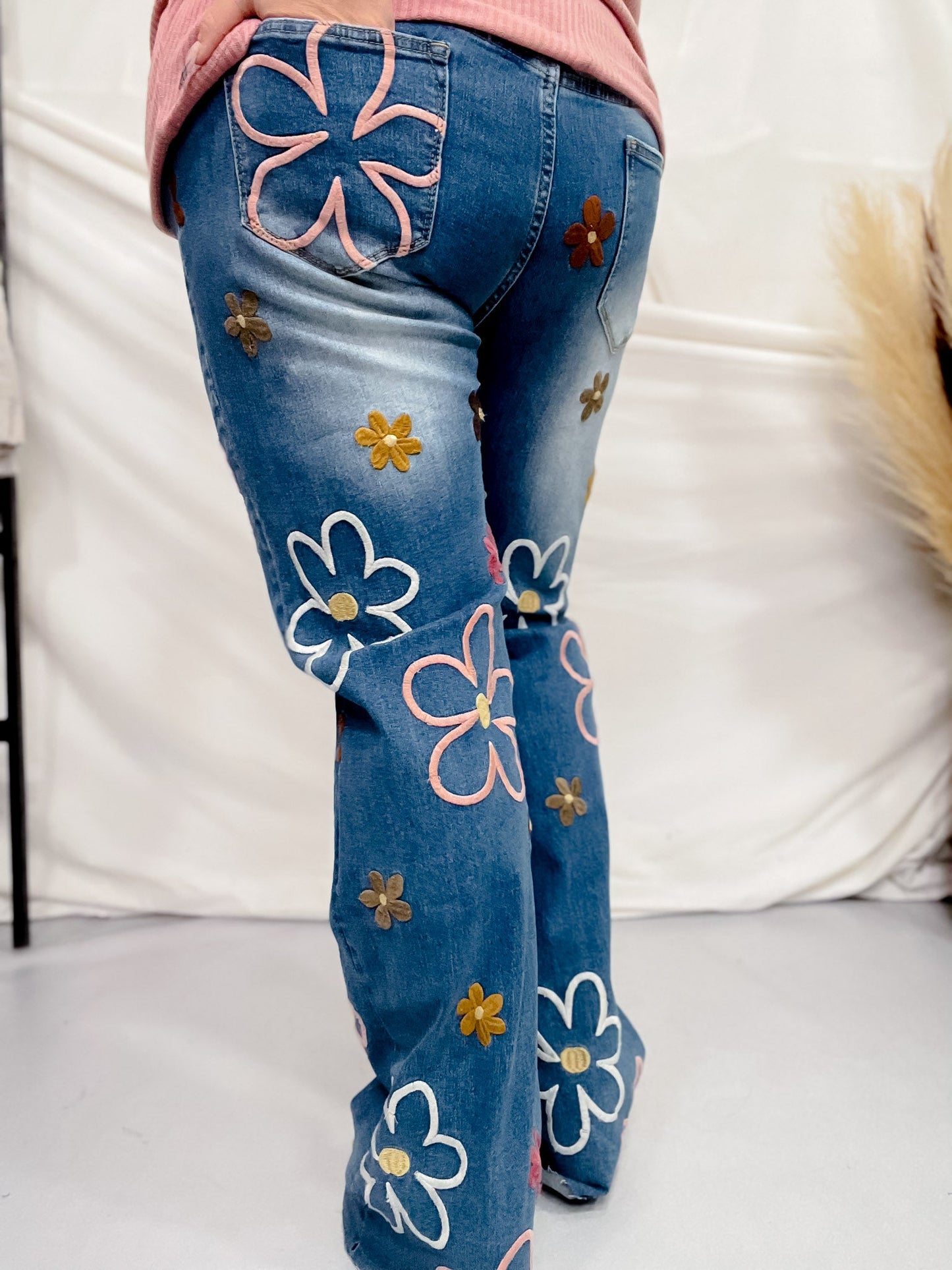 Floral Embroidered Straight Leg Jeans - Whiskey Skies - OLI & HALI