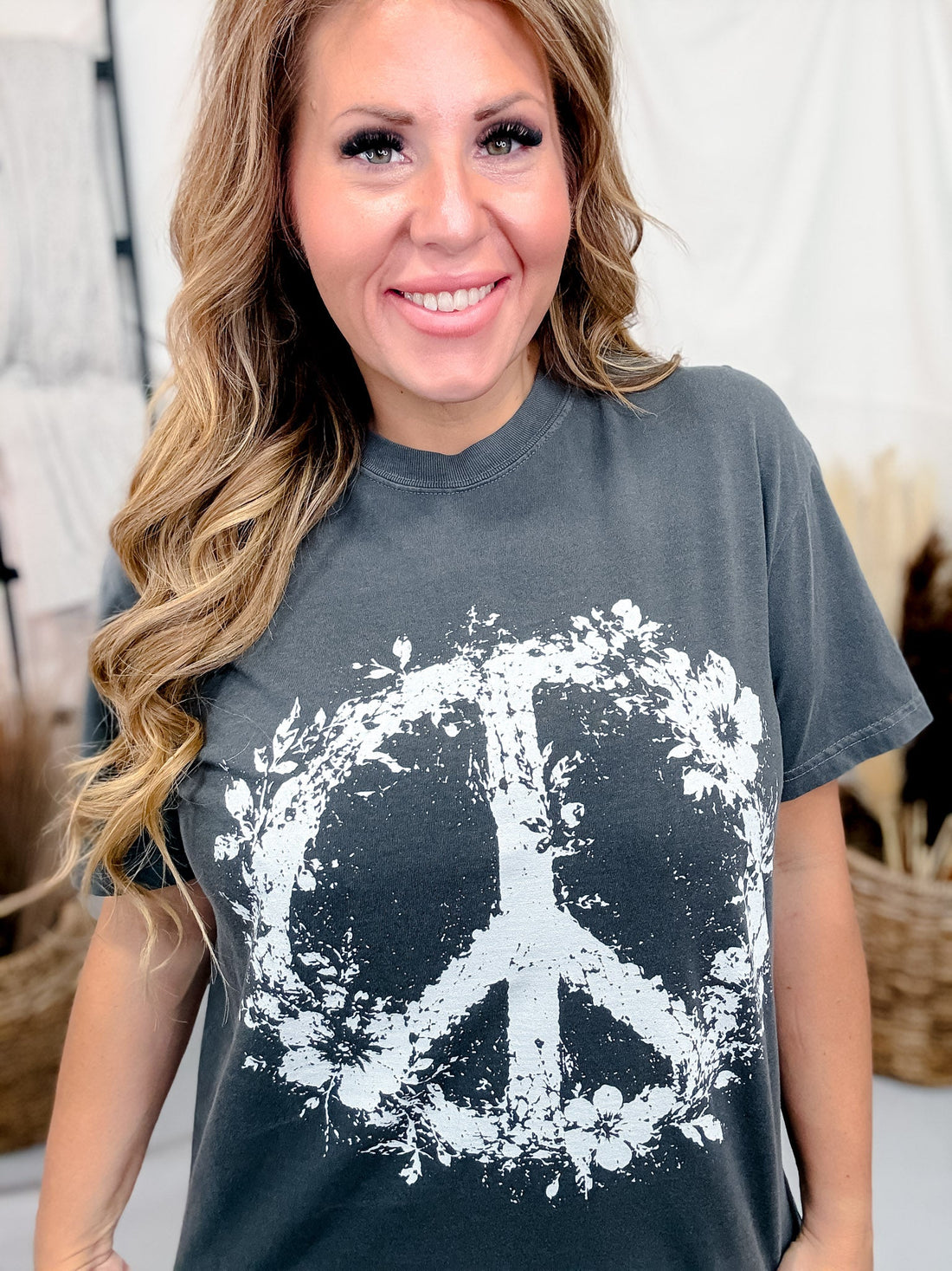 Floral Peace Sign Short Sleeve Graphic Tee - Whiskey Skies - GLAIME