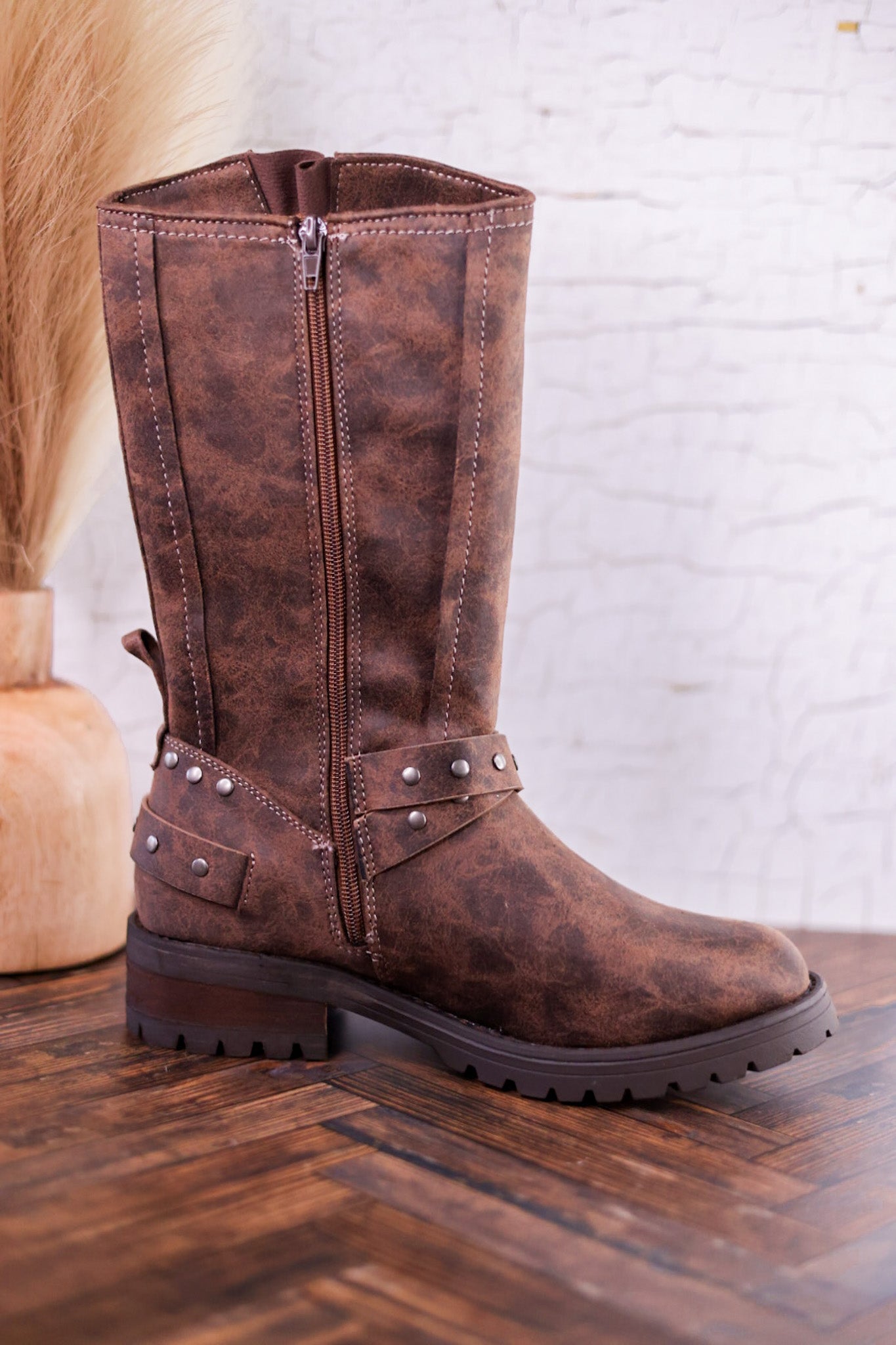 Forever Boots with Buckle Details in Chocolate Brown - Whiskey Skies - VERY G