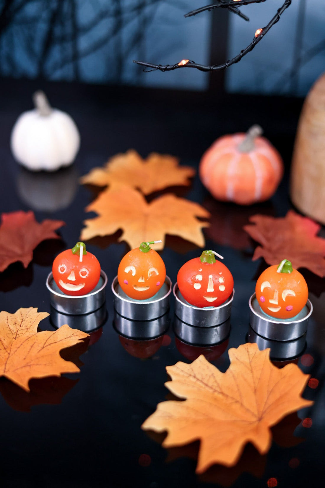 Friendly Pumpkin Tea Light Candle Set - Whiskey Skies - 180 DEGREES