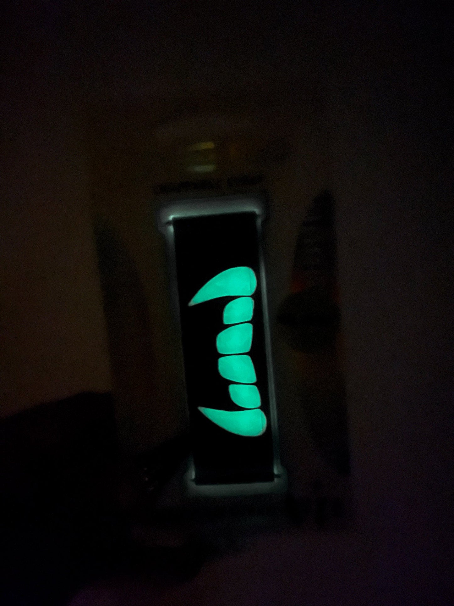 Glow - In - The - Dark Fangs Lovehandle Pro Swappable Strap - Whiskey Skies - LOVEHANDLERETAIL