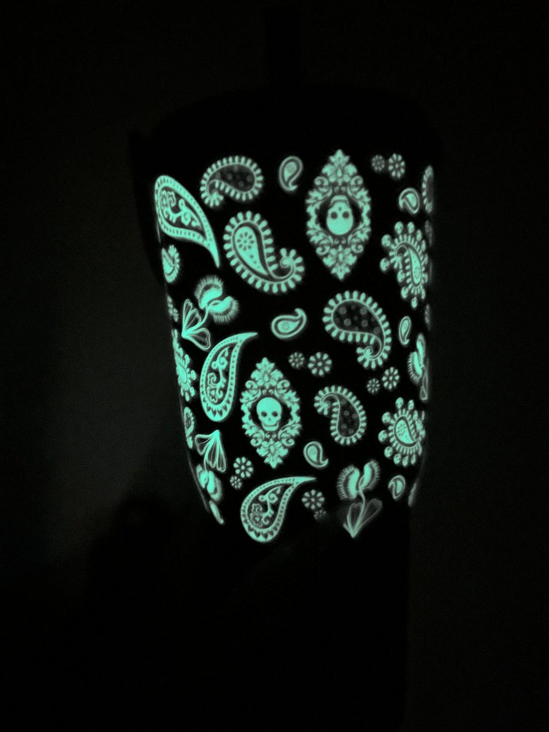 Glow In The Dark Phantom Paisley 35oz Resa Tumbler - Whiskey Skies - BRUMATE