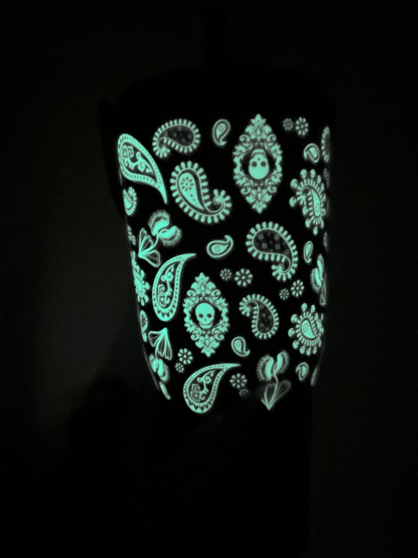 Glow In The Dark Phantom Paisley 35oz Resa Tumbler - Whiskey Skies - BRUMATE
