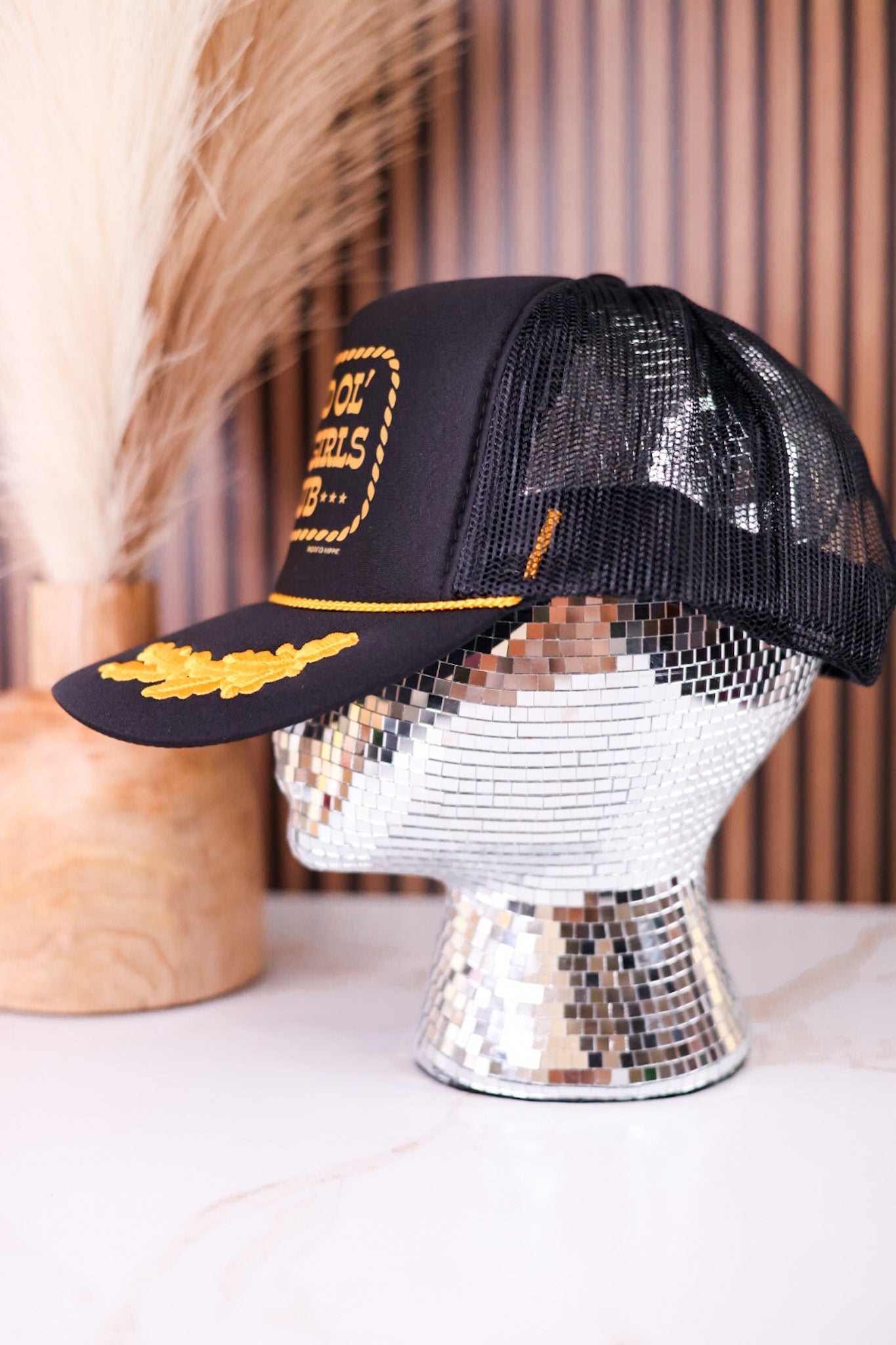 Good Ol' Cowgirls Club Captain Trucker Hat - Whiskey Skies - RODEO HIPPIE