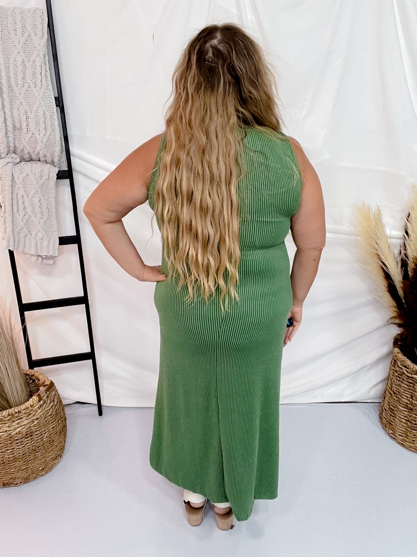 Green Sleeveless Essential V - Neck Ribbed Maxi Dress - Whiskey Skies - BLUMIN