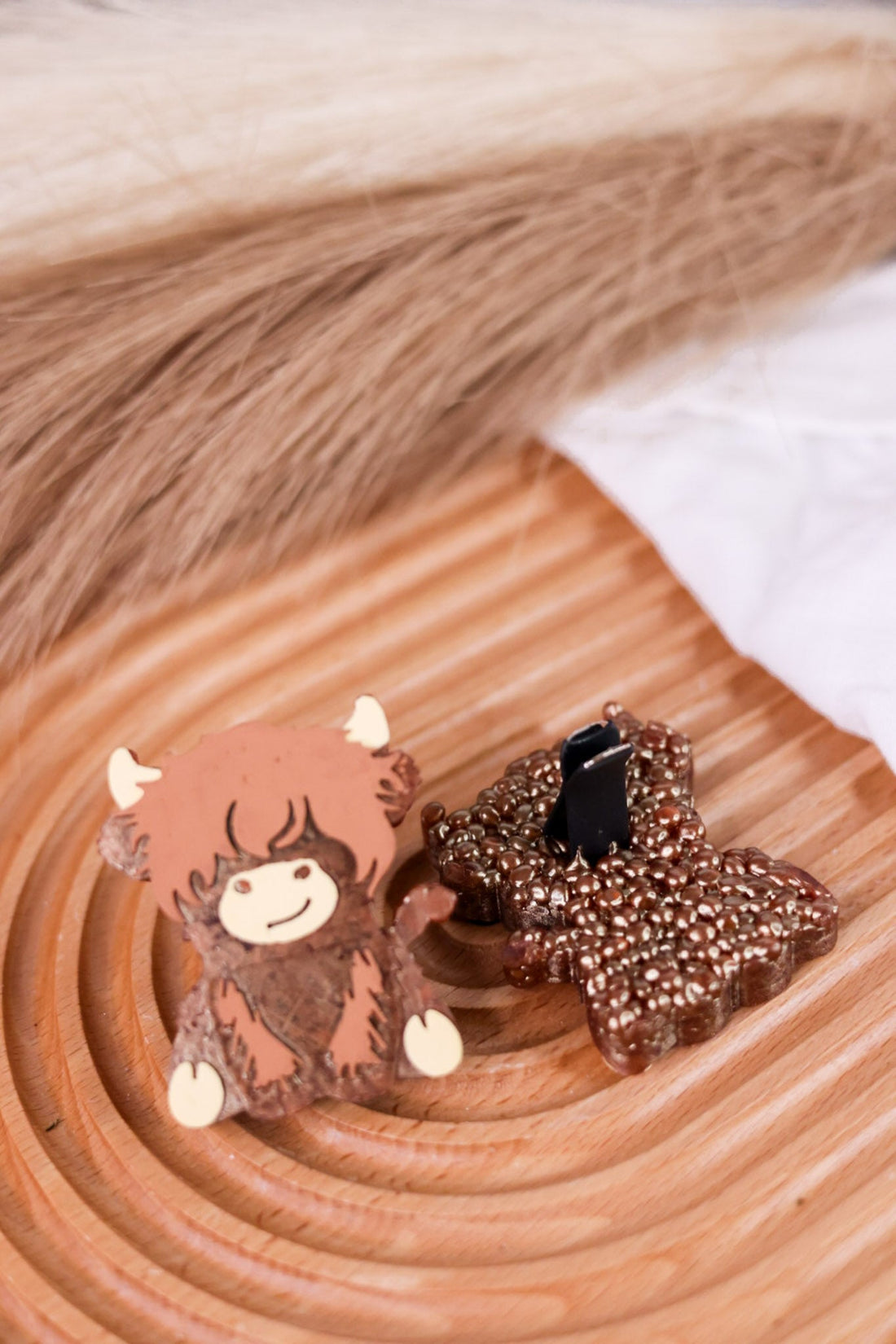 Highland Cow Vent Clip Freshies (2 Scents) - Whiskey Skies - BUG AND BEAN FRESHIES