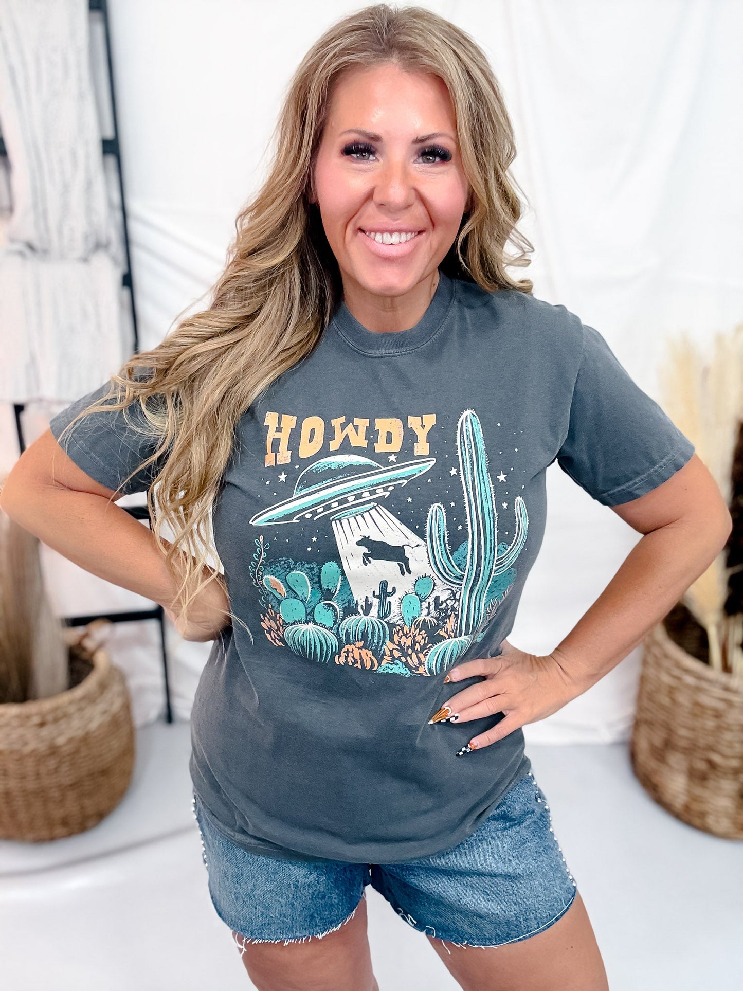 Howdy UFO Short Sleeve Graphic Tee - Whiskey Skies - FESTIVITEES