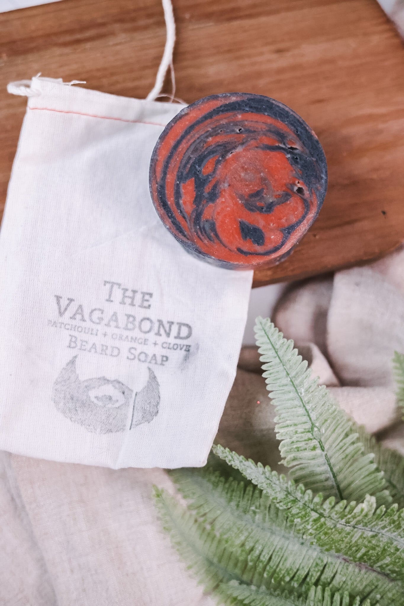 HUMBLELOVE Vagabond Beard Soap - Whiskey Skies - HUMBLELOVE