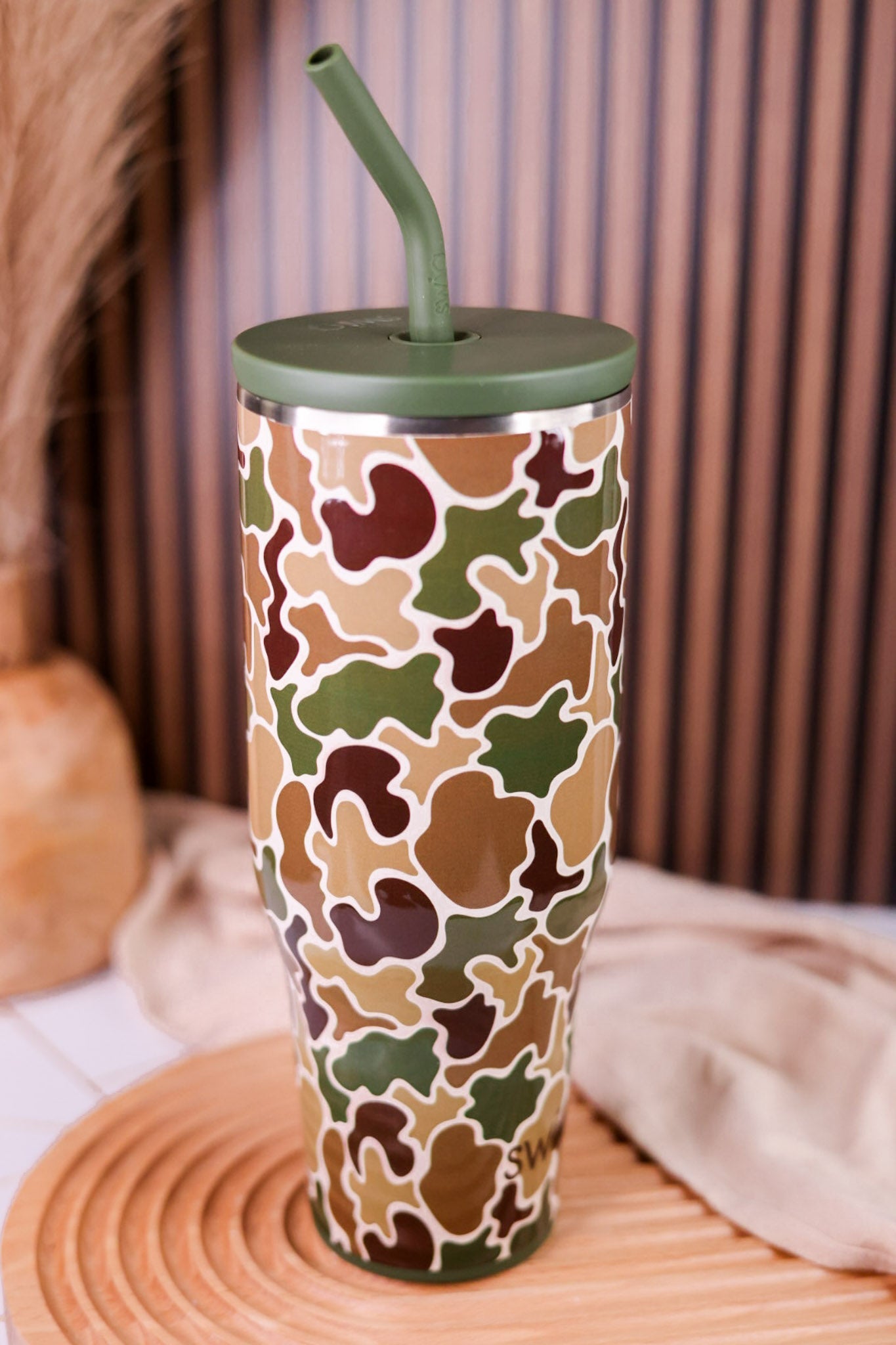 Hunting Camo 40oz Mega Mug - Whiskey Skies - SWIG LIFE