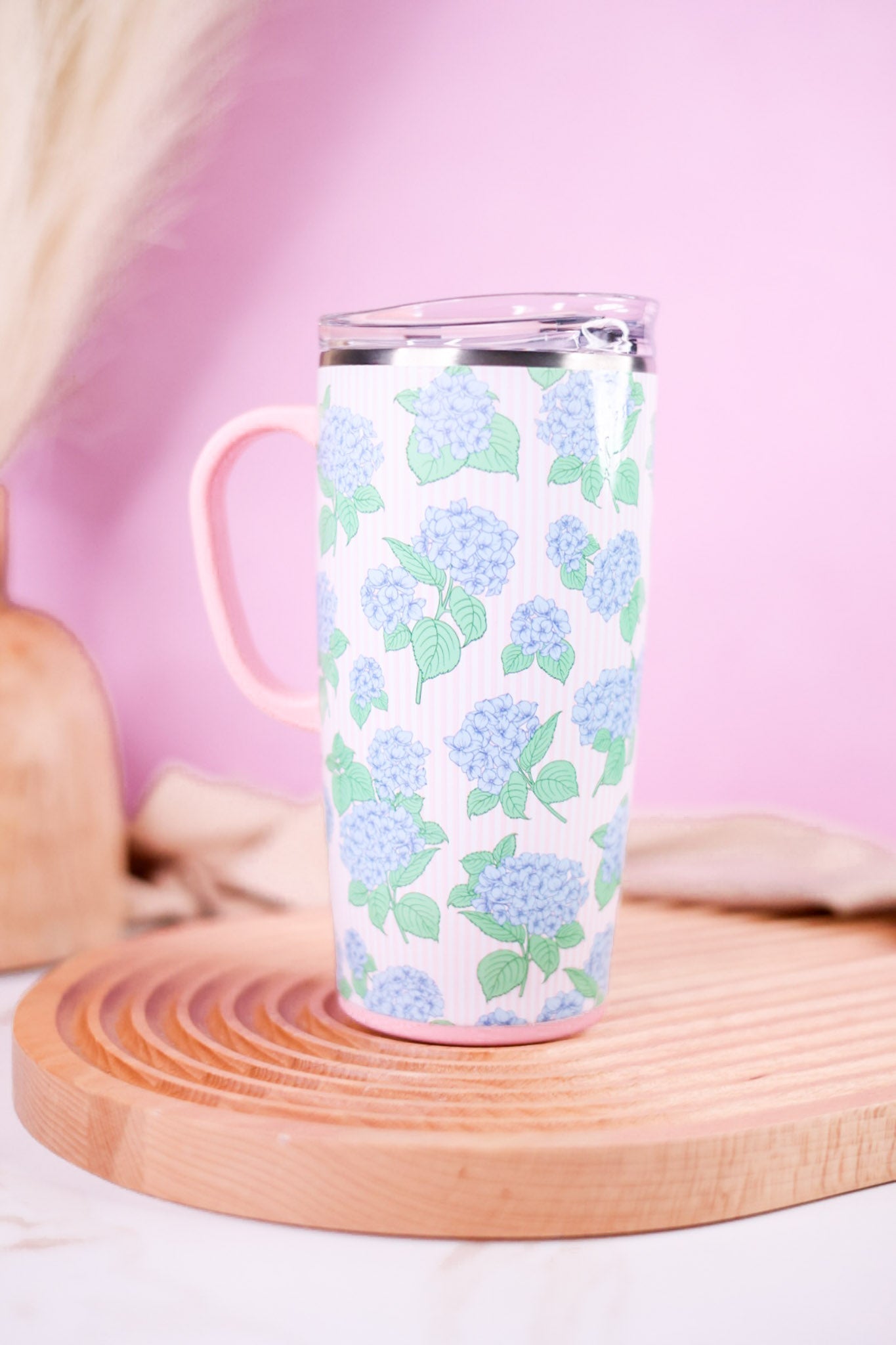 Hydrangeas 22oz Travel Mug - Whiskey Skies - SWIG LIFE