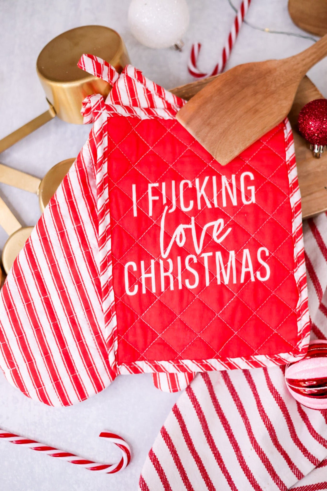 I Fu@king Love Christmas Oven Mitt & Pot Holder - Whiskey Skies - TOTALEE GIFT