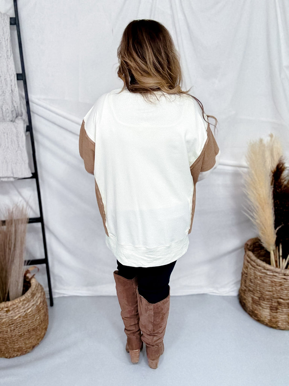 Ivory Pullover Sweater With Ribbed Color Block Sleeves - Whiskey Skies - ODDI