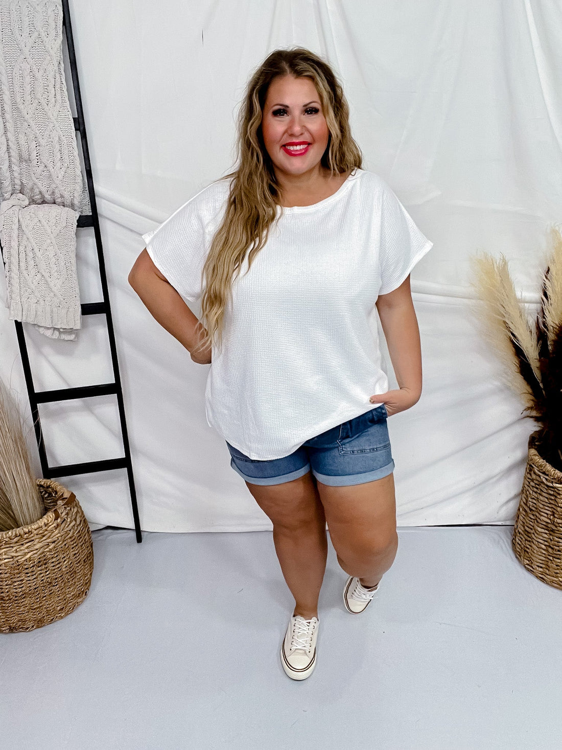 Ivory Short Sleeve Waffle Tunic Top - Whiskey Skies - ANDREE BY UNIT