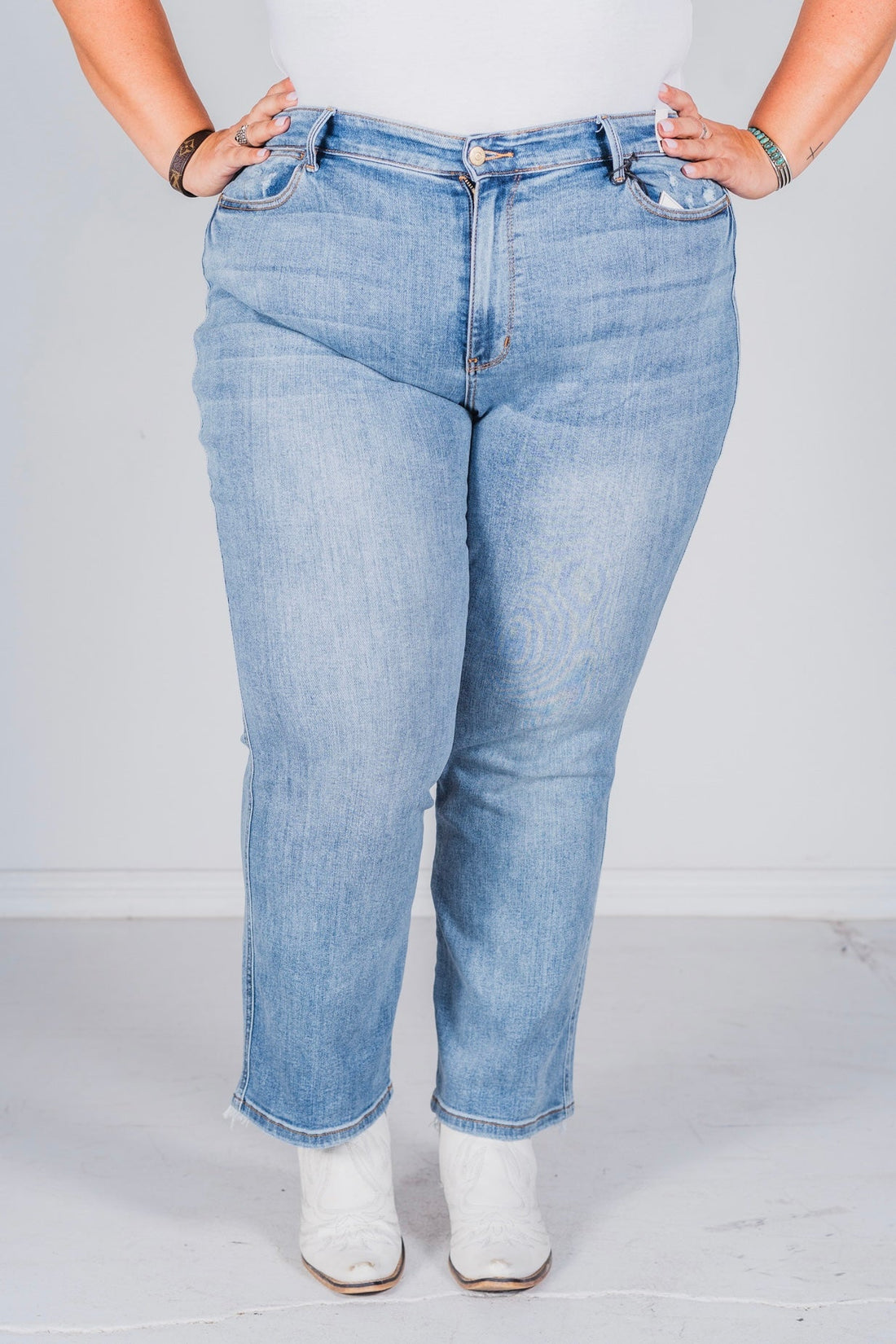 Judy Blue Cell Phone Pocket Dad Jeans - Whiskey Skies - JUDY BLUE