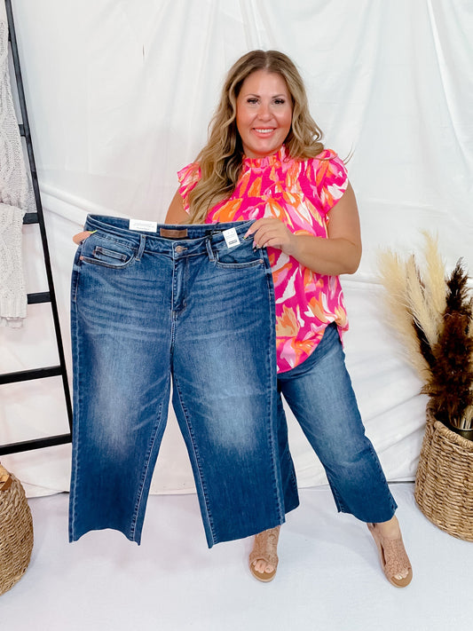 Falling For You Capris | Judy Blue Mid Rise Denim Capris