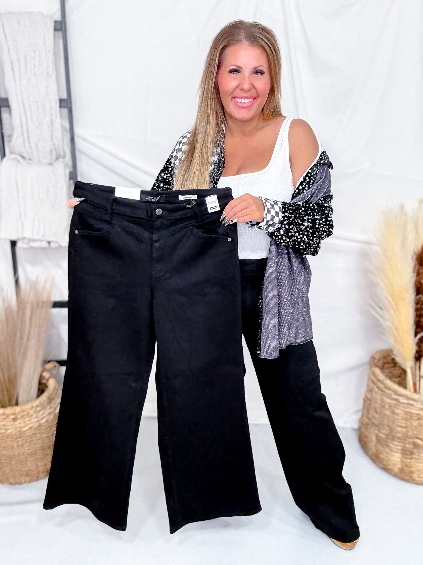 Judy Blue High - Waist Black Retro Wide Leg Jeans With Front Yoke - Whiskey Skies - JUDY BLUE