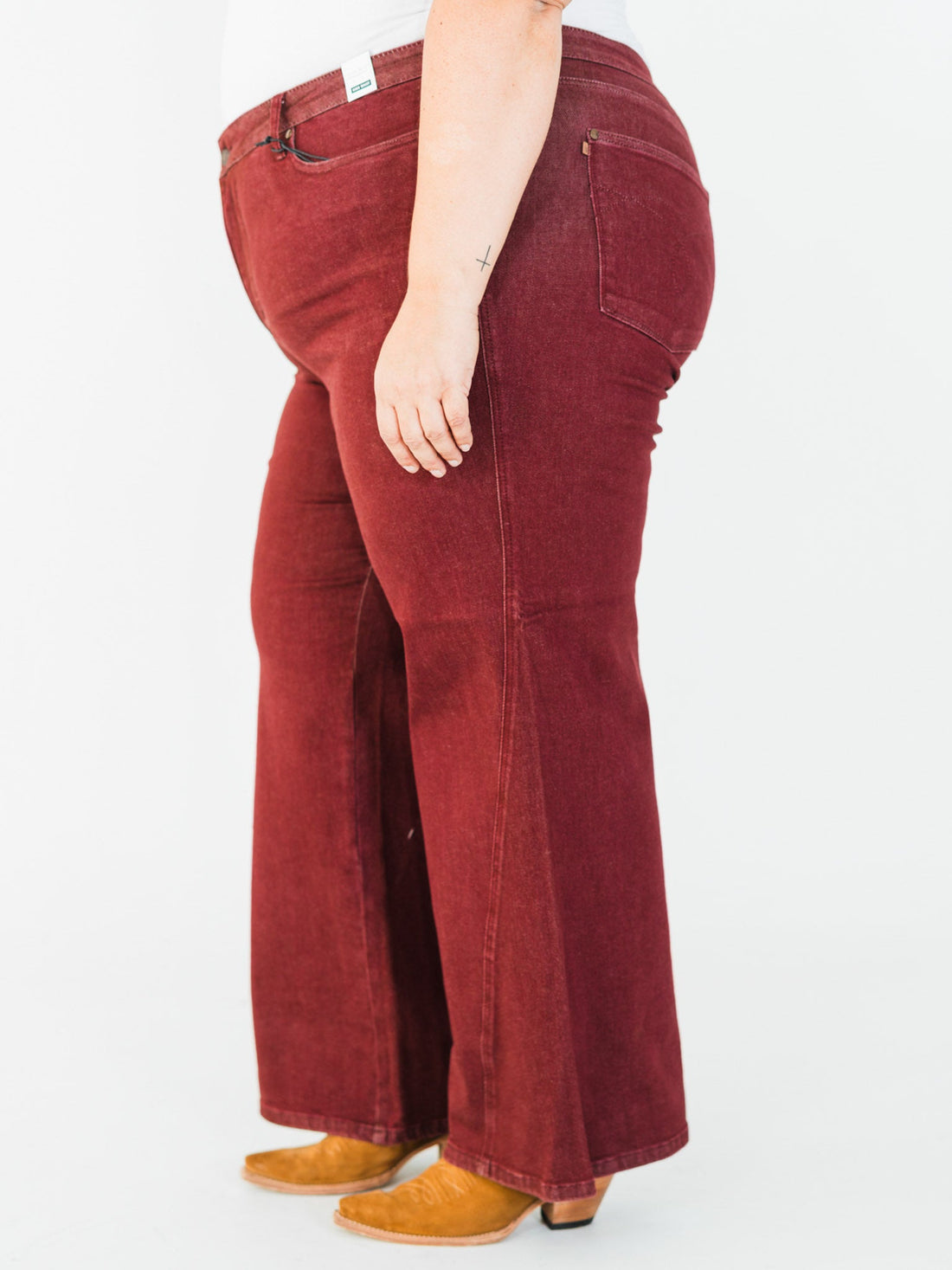 Judy Blue High - Waist Burgundy Retro Wide Jeans - Whiskey Skies - JUDY BLUE