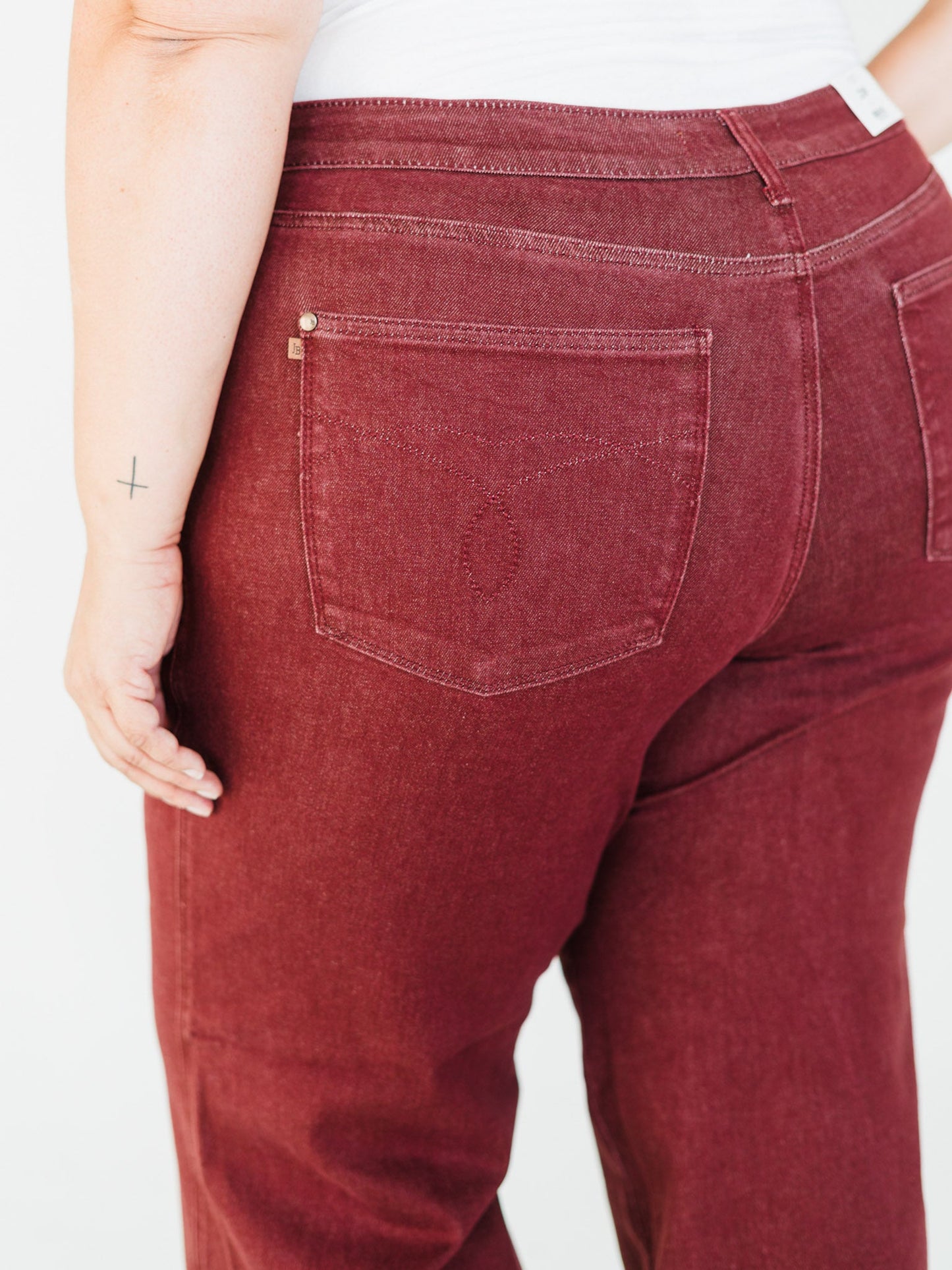 Judy Blue High - Waist Burgundy Retro Wide Jeans - Whiskey Skies - JUDY BLUE