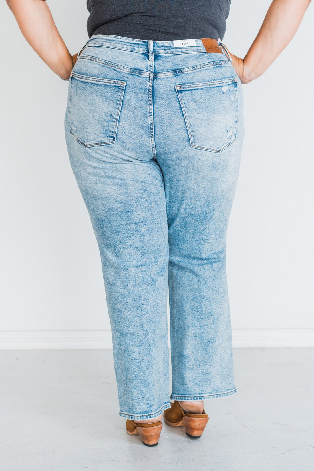 Judy Blue High - Waist Distressed 90's Straight Jeans - Whiskey Skies - JUDY BLUE