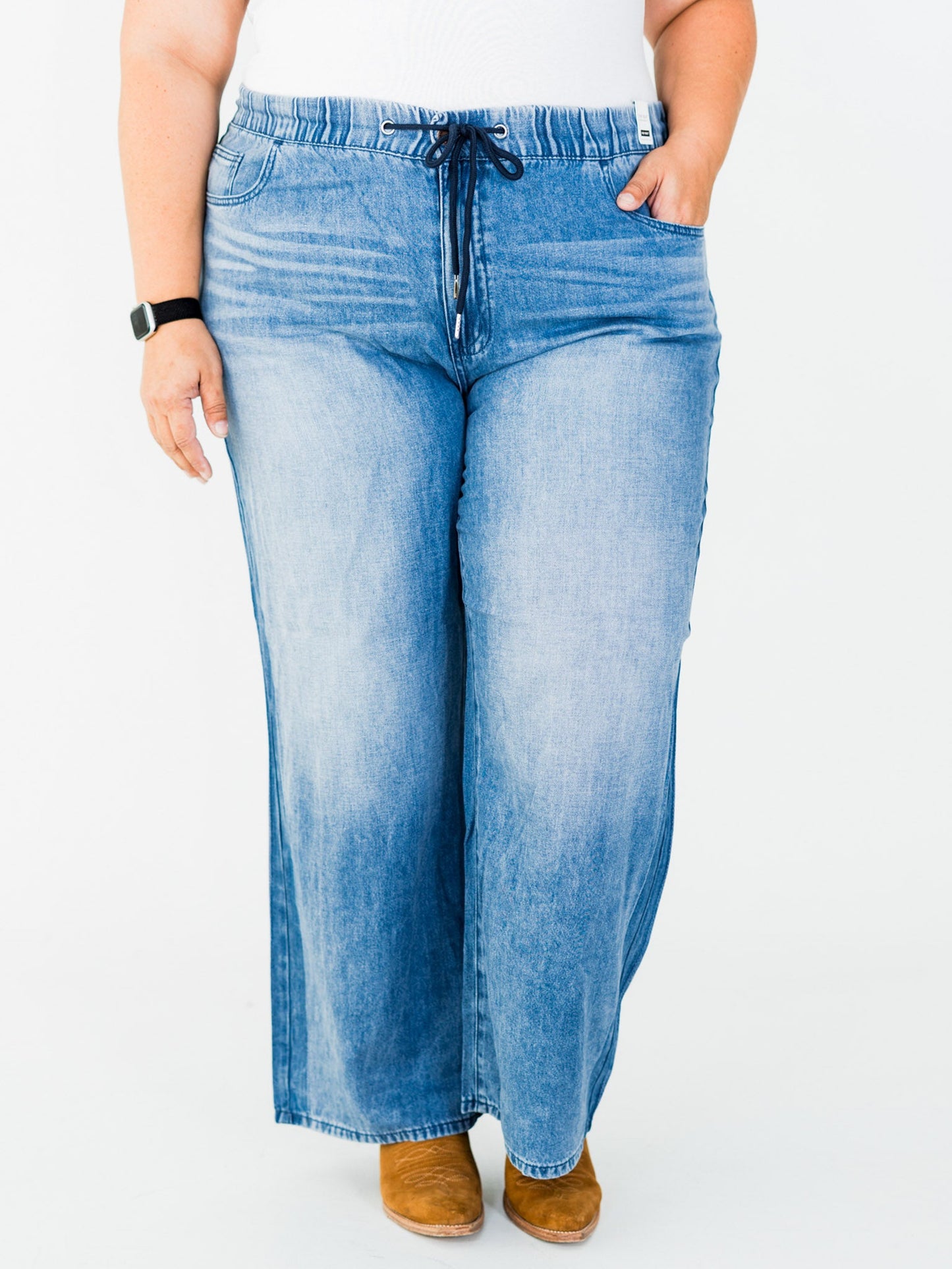 Judy Blue High - Waist Feather - Weight Wilhemina Elastic Waist Band Jeans - Whiskey Skies - JUDY BLUE