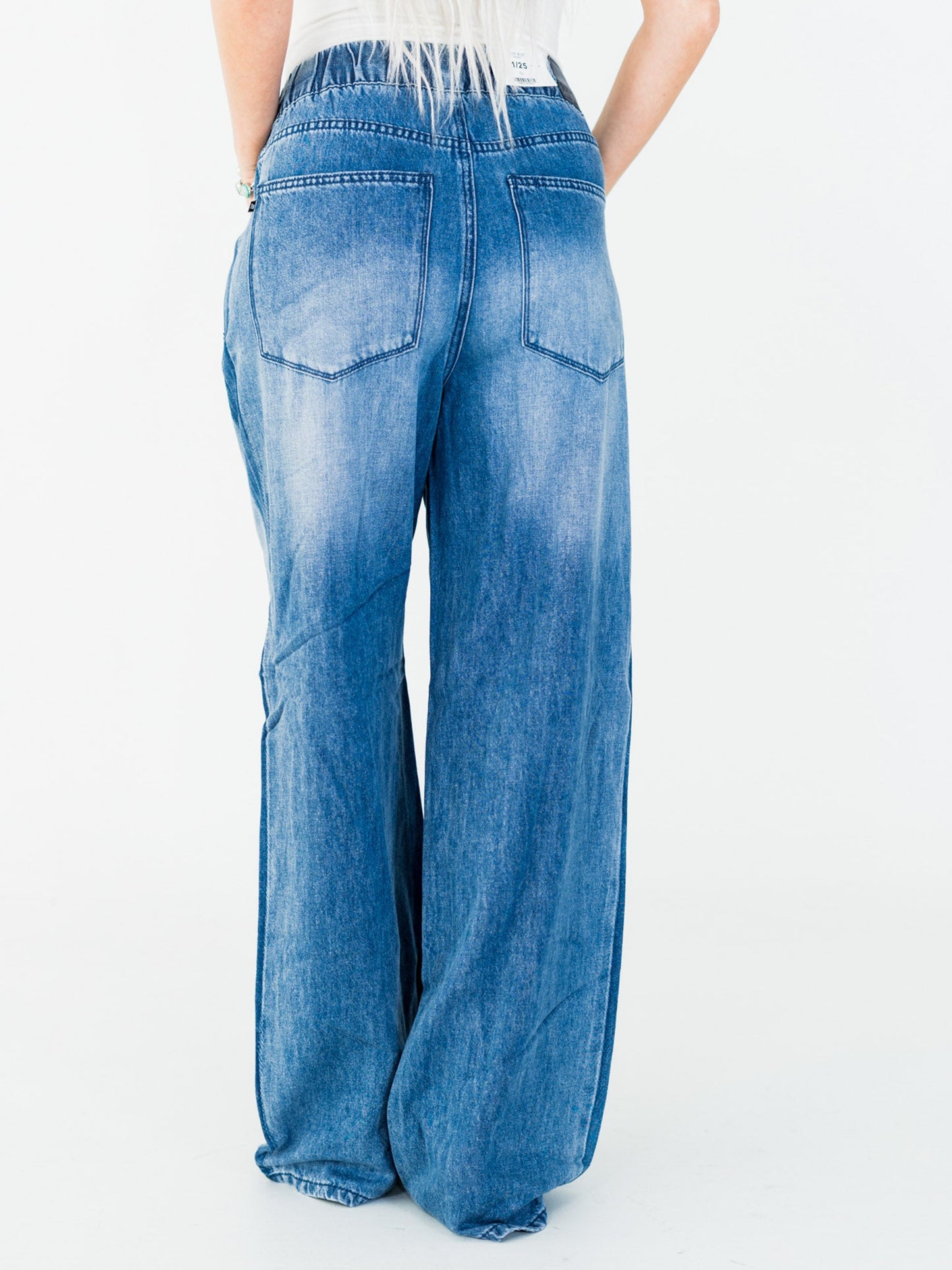 Judy Blue High - Waist Feather - Weight Wilhemina Elastic Waist Band Jeans - Whiskey Skies - JUDY BLUE