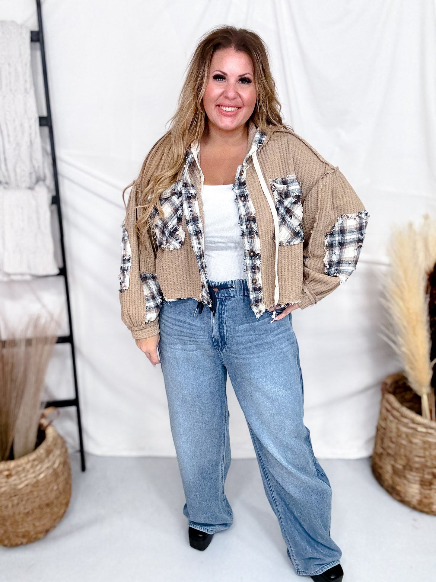 Judy Blue High - Waist Feather - Weight Wilhemina Elastic Waist Band Jeans - Whiskey Skies - JUDY BLUE