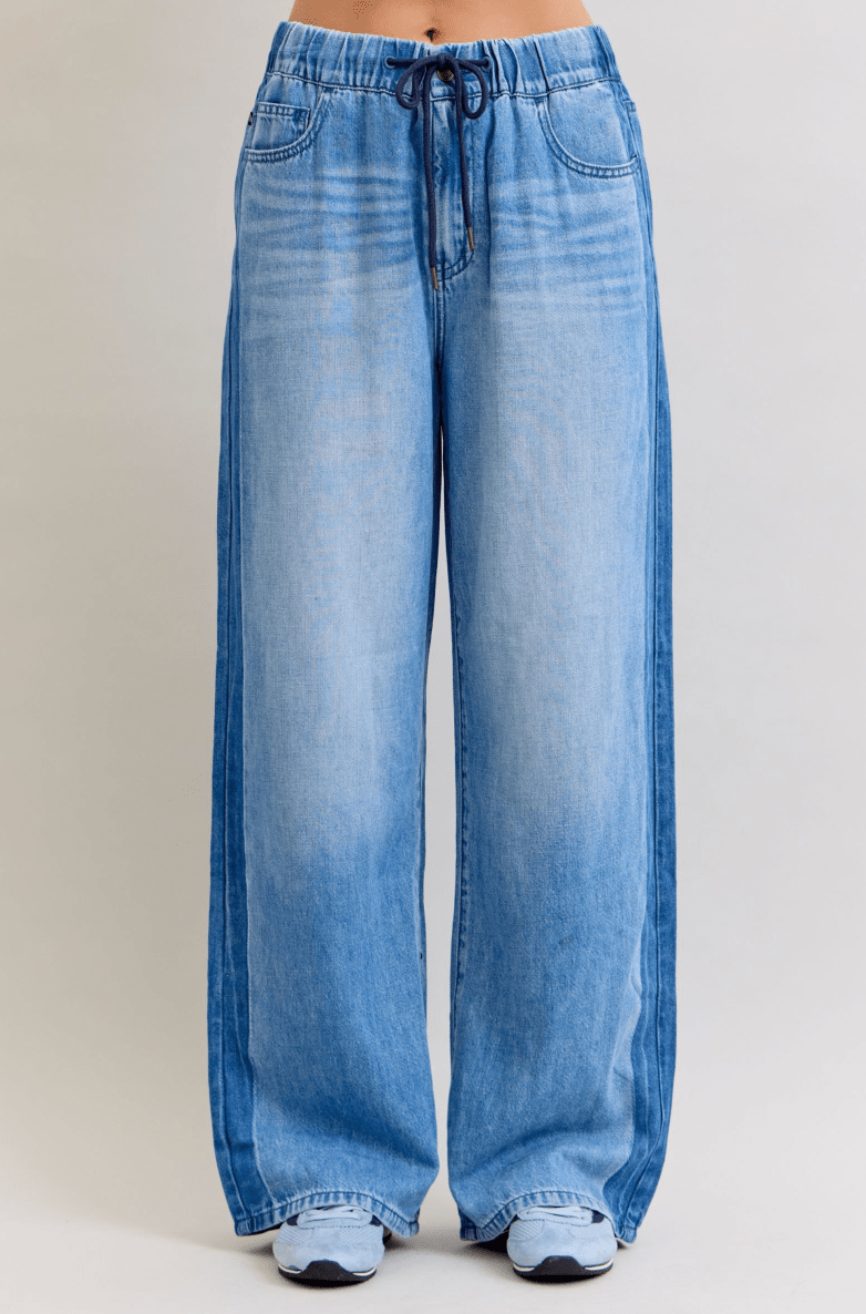 Judy Blue High - Waist Feather - Weight Wilhemina Elastic Waist Band Jeans - Whiskey Skies - JUDY BLUE