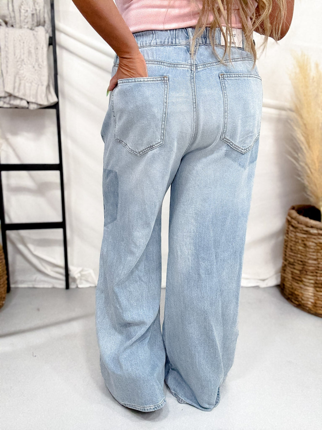 Judy Blue High - Waist Featherweight Palazzo Shadow Pocket Jeans - Whiskey Skies - JUDY BLUE