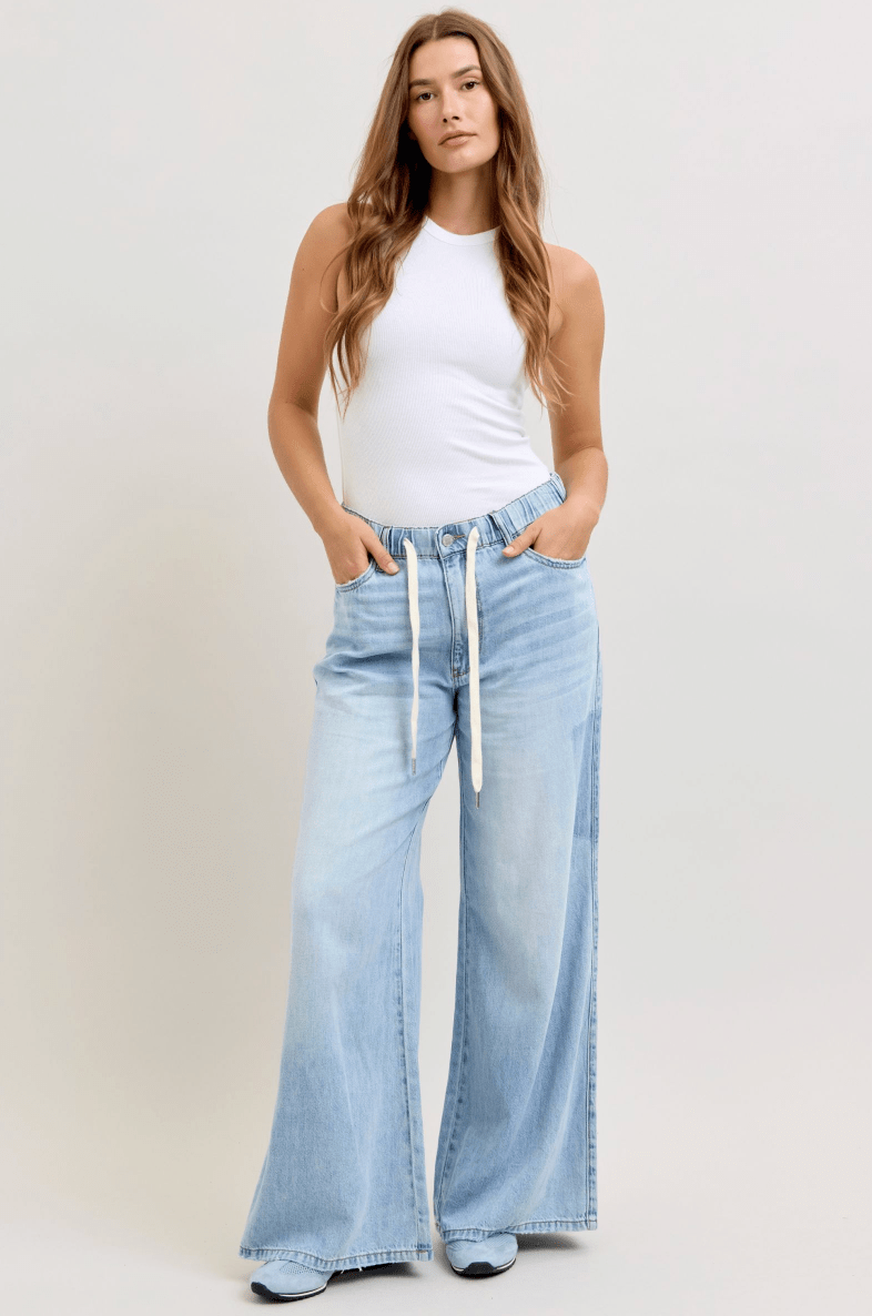 Judy Blue High - Waist Featherweight Palazzo Shadow Pocket Jeans - Whiskey Skies - JUDY BLUE