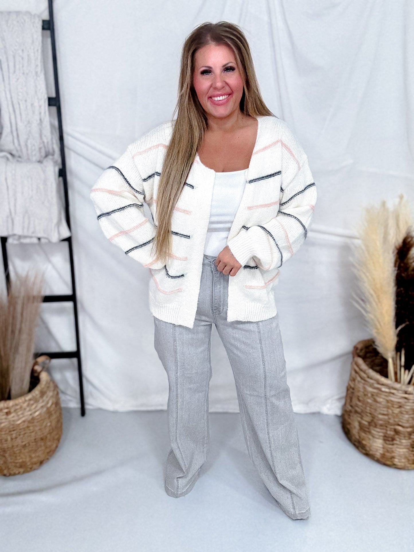 Judy Blue High - Waist Light Grey Retro Wide Leg Jeans - Whiskey Skies - JUDY BLUE