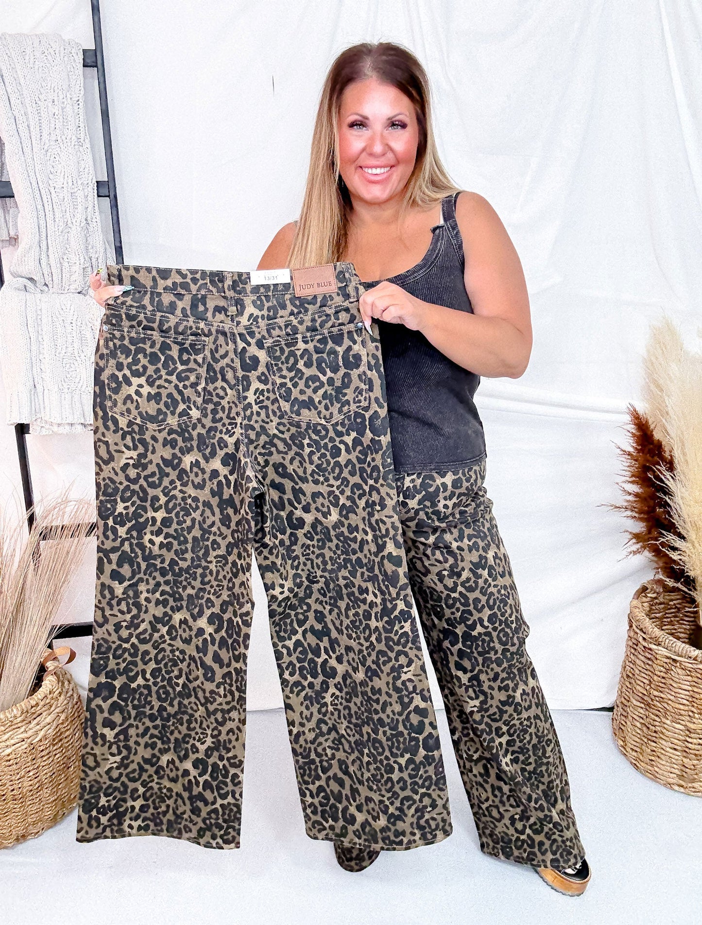 Judy Blue High - Waist Retro Wide Leg Leopard Print Jeans - Whiskey Skies - JUDY BLUE