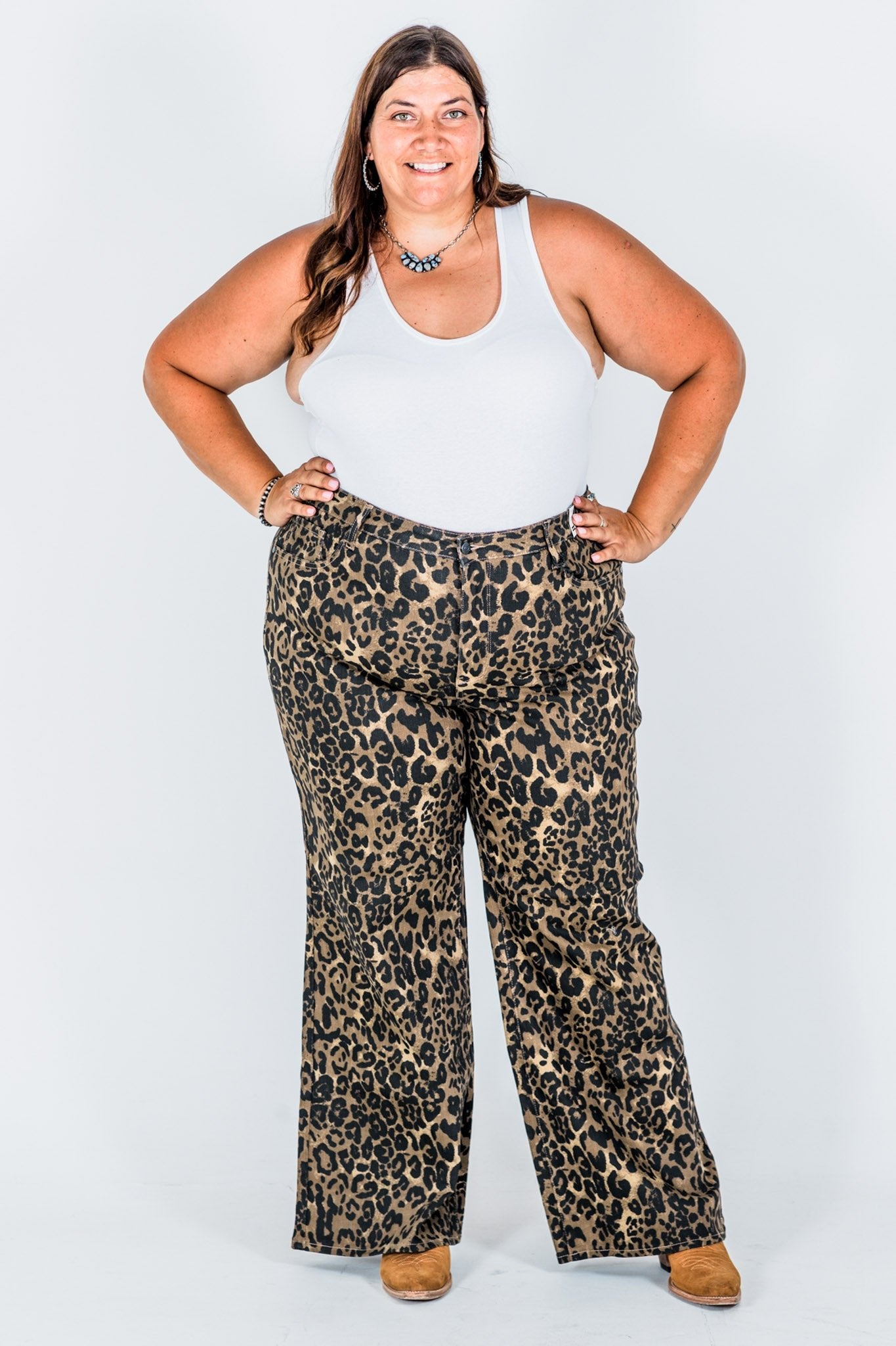Judy Blue High - Waist Retro Wide Leg Leopard Print Jeans - Whiskey Skies - JUDY BLUE