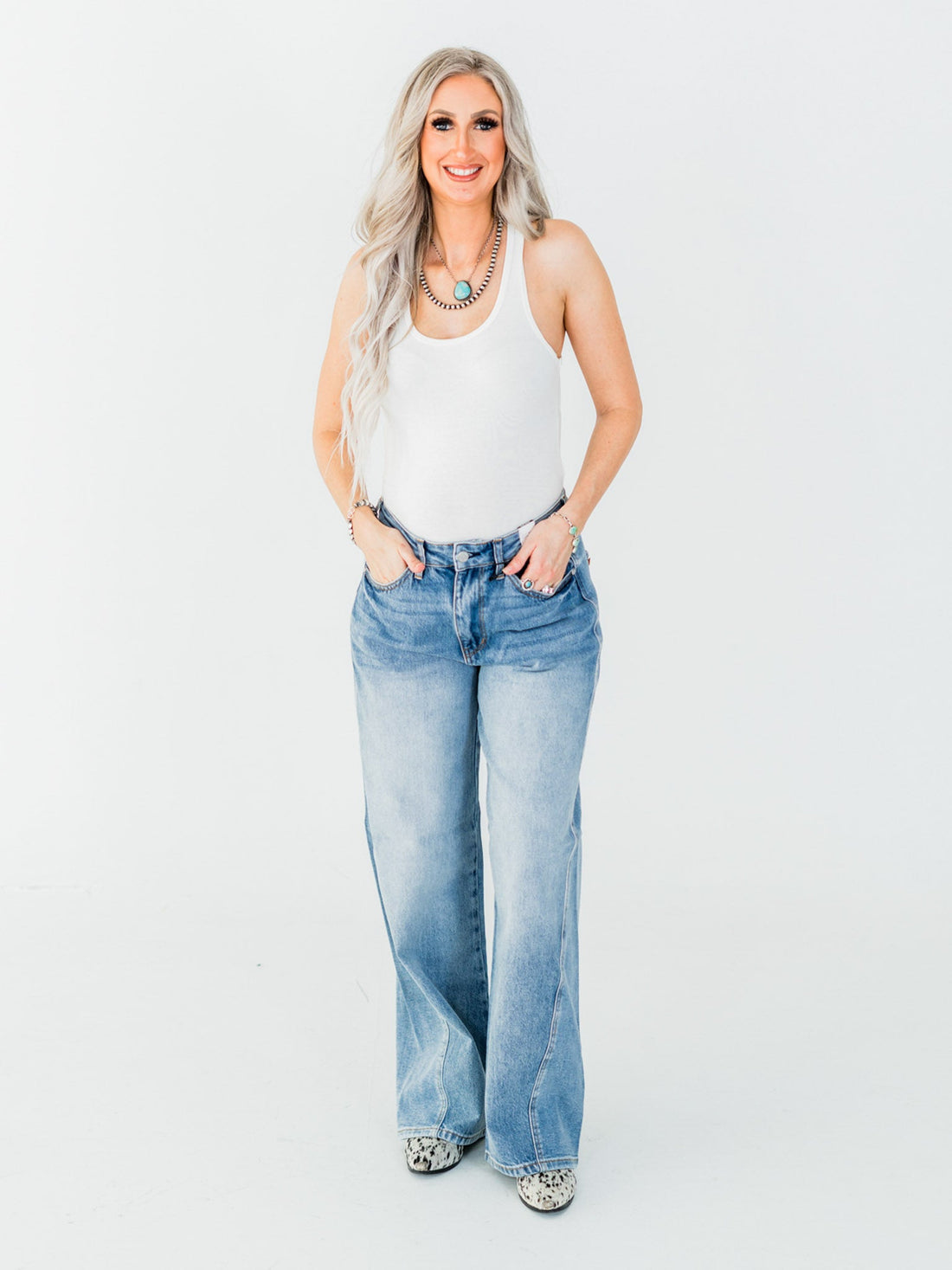 Judy Blue High - Waist Rigid Magic Twisted Side Seam Jeans - Whiskey Skies - JUDY BLUE
