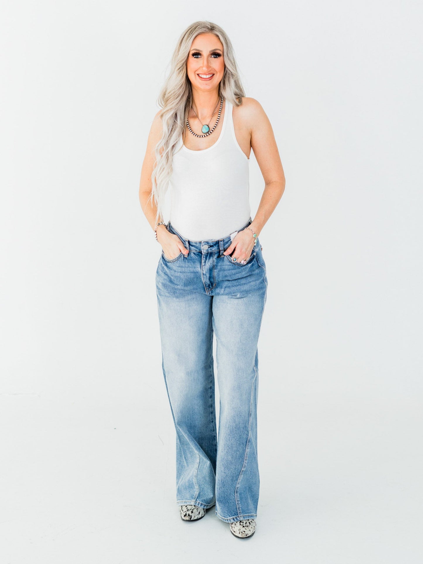 Judy Blue High - Waist Rigid Magic Twisted Side Seam Jeans - Whiskey Skies - JUDY BLUE