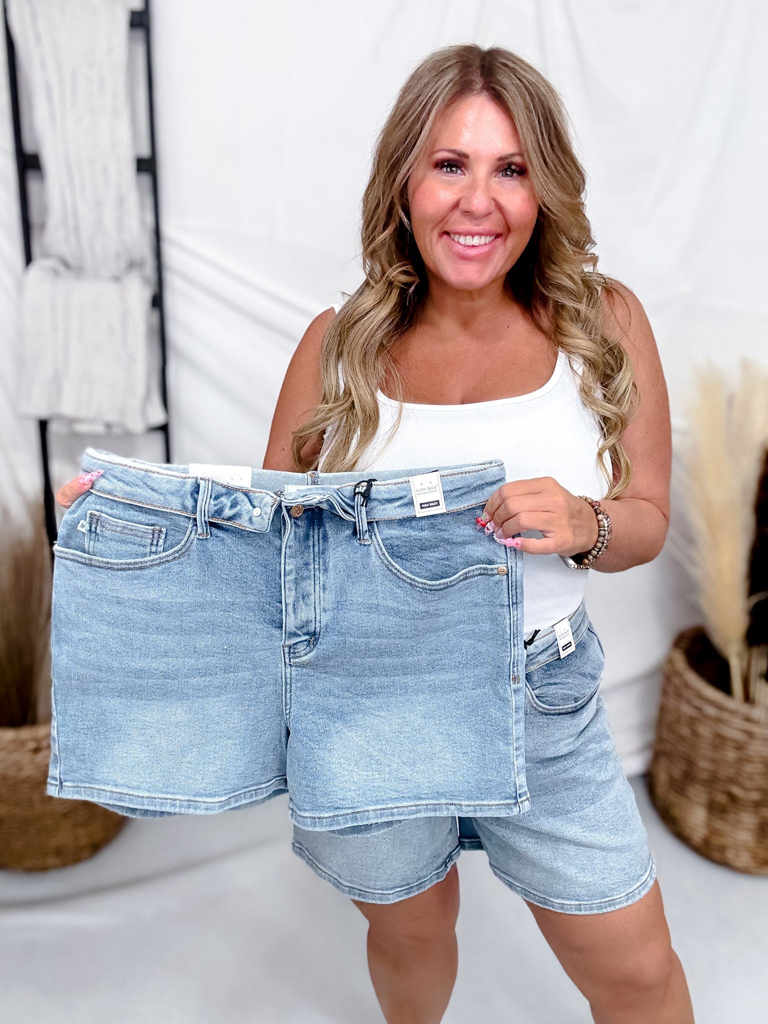 judy Judy Blue High Waist Slim Shorts With Foldover Waistband – Whiskey
