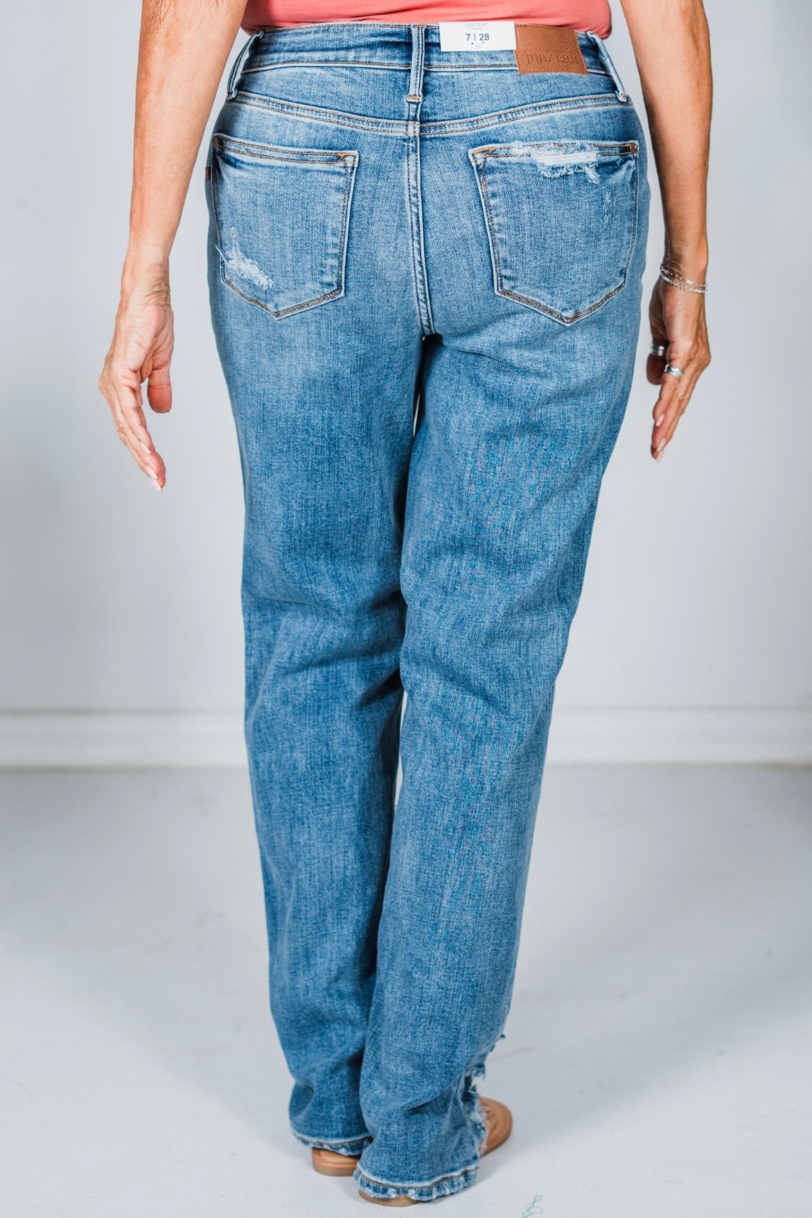 Judy Blue High - Waist Straight Jeans - Whiskey Skies - JUDY BLUE