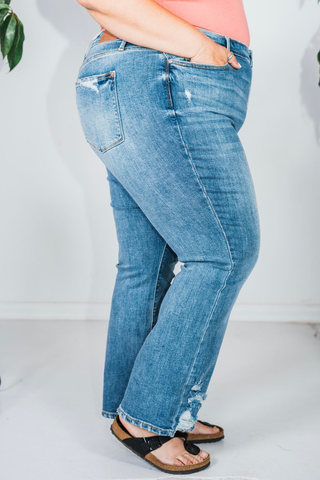 Judy Blue High - Waist Straight Jeans - Whiskey Skies - JUDY BLUE