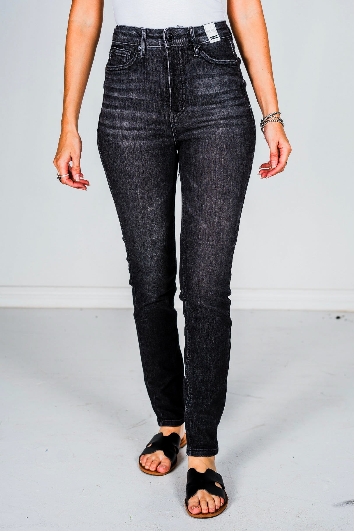 Judy Blue Tummy Control Non Distressed Skinny popular Jeans