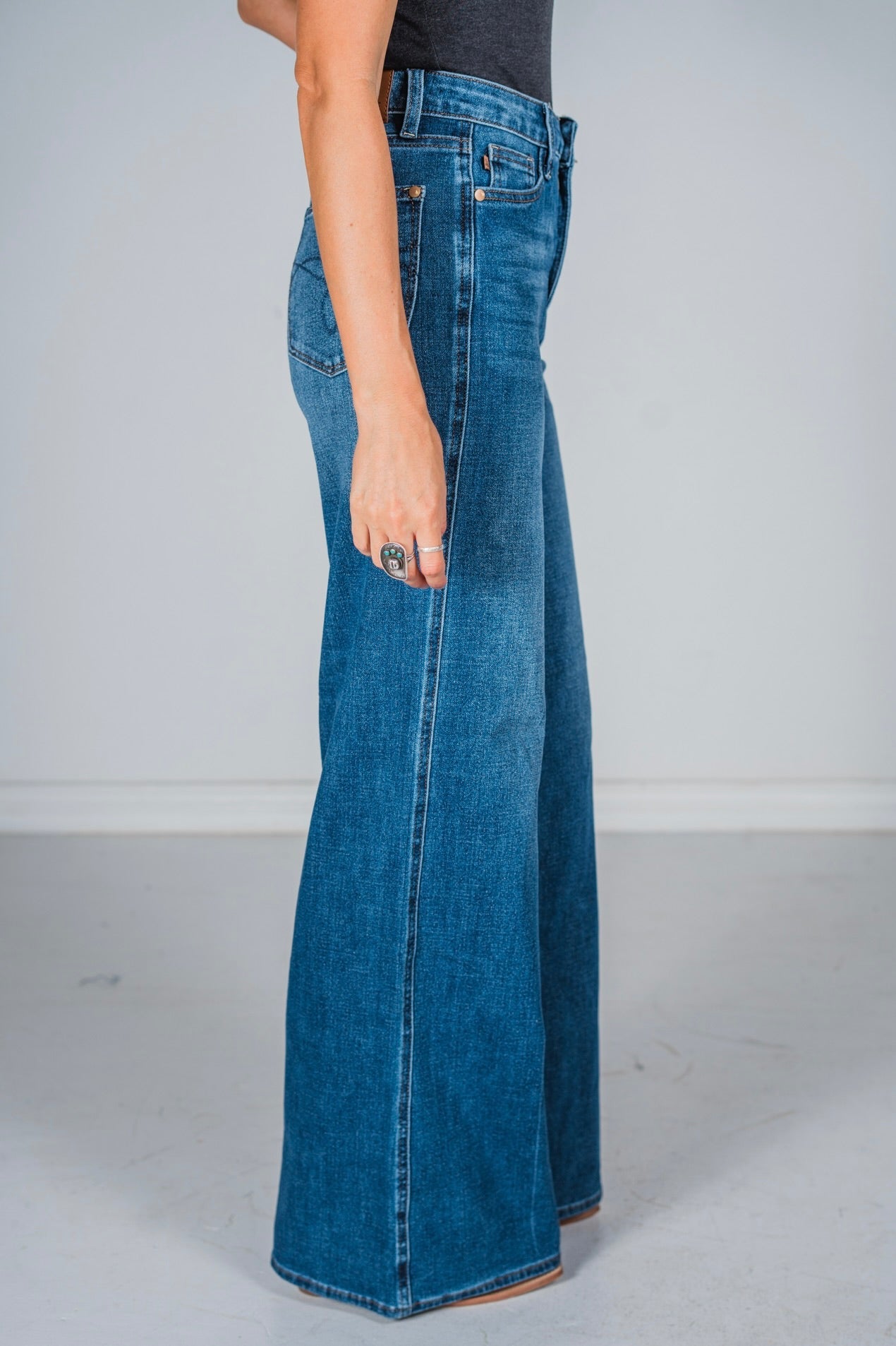 Judy Blue High Waist Tummy Control Retro Wide Leg Jeans - Whiskey Skies - JUDY BLUE