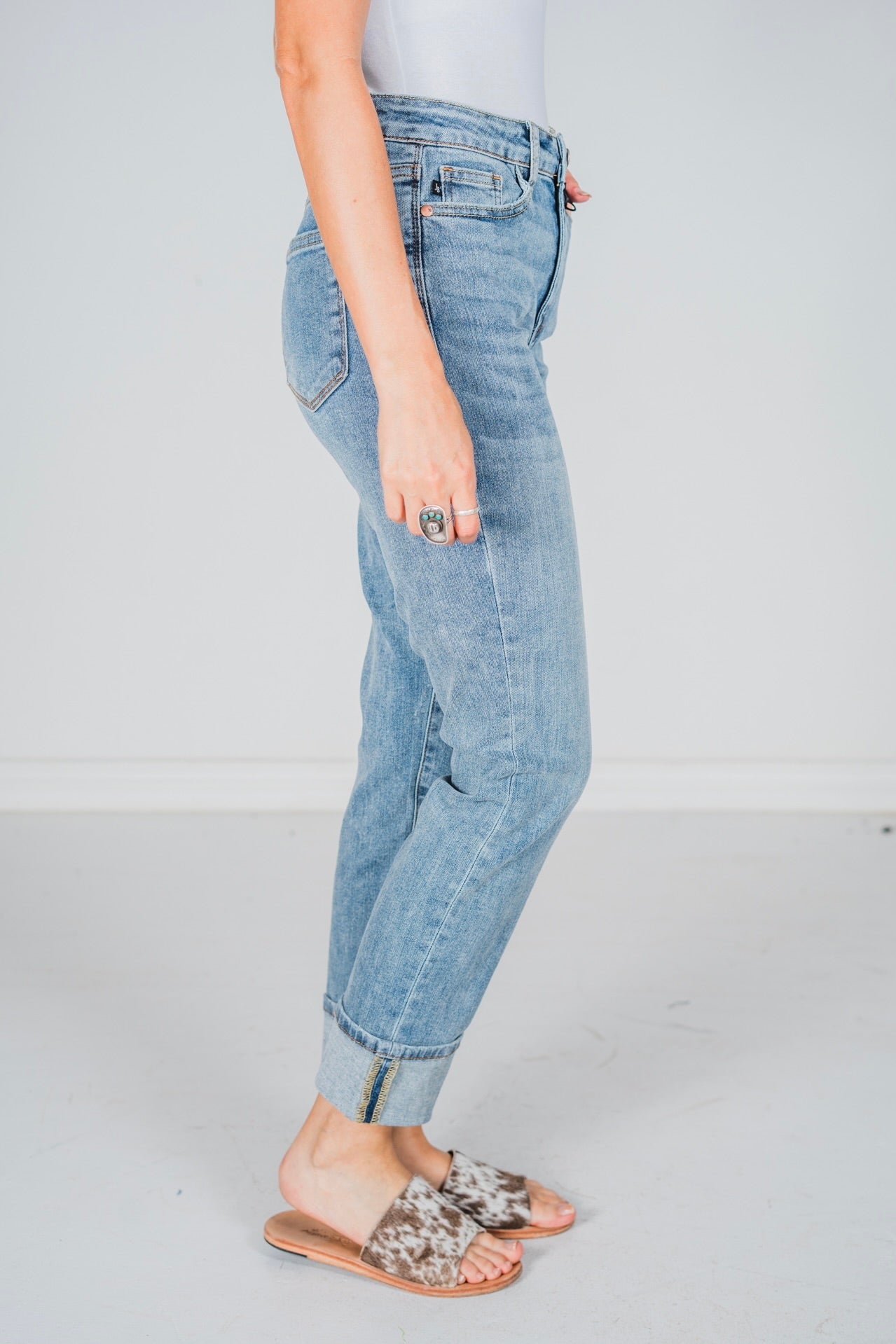 Judy Blue High - Waist Vintage Wash Boyfriend Jeans - Whiskey Skies - JUDY BLUE