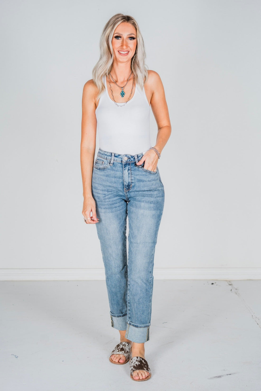 Judy Blue High - Waist Vintage Wash Boyfriend Jeans - Whiskey Skies - JUDY BLUE