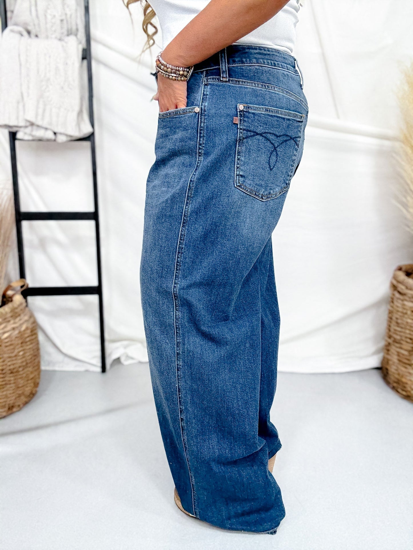 Judy Blue High Waist Wilhelmina Baggy Jeans - Whiskey Skies - JUDY BLUE