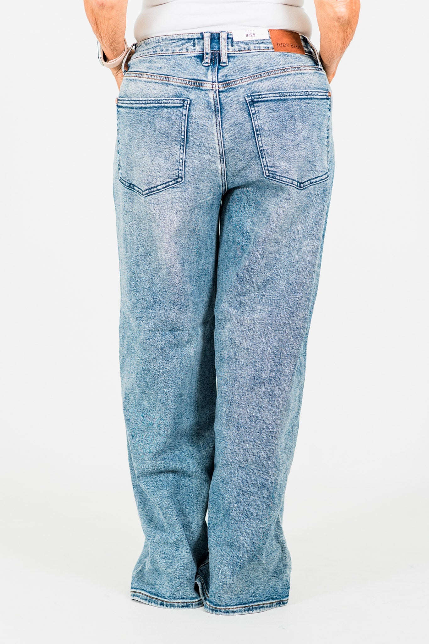 Judy Blue High - Waist Wilhemina Light Vintage Wash Wide Leg Jeans - Whiskey Skies - JUDY BLUE