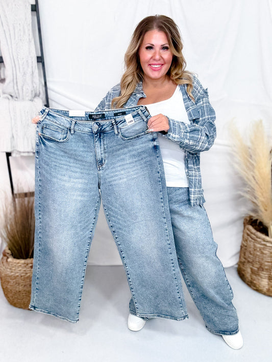 Judy Blue High - Waist Wilhemina Light Vintage Wash Wide Leg Jeans - Whiskey Skies - JUDY BLUE