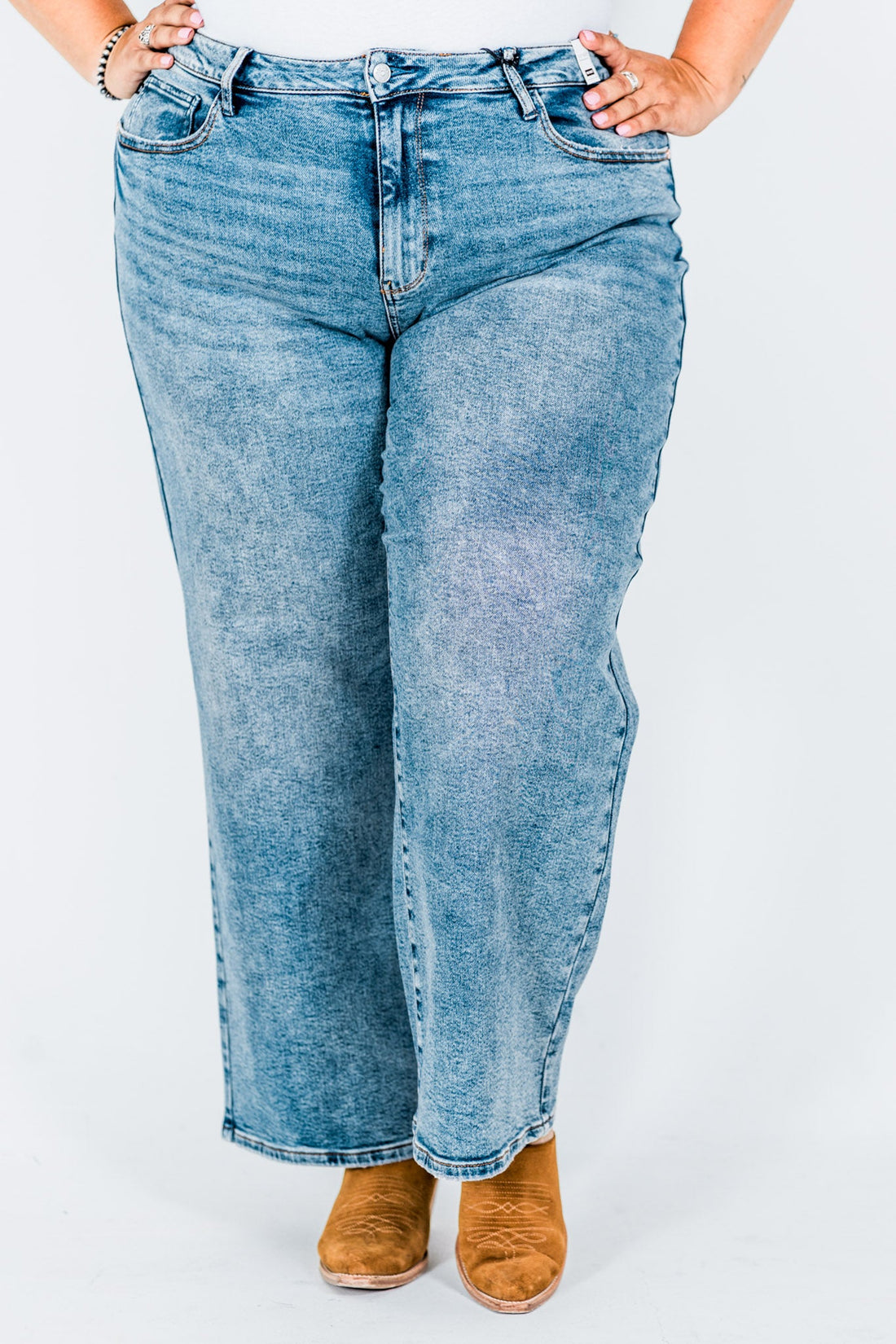 Judy Blue High - Waist Wilhemina Light Vintage Wash Wide Leg Jeans - Whiskey Skies - JUDY BLUE
