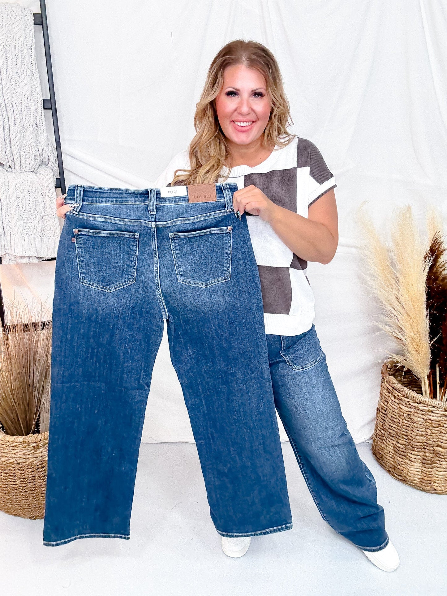 Judy Blue Mid Rise 90's Straight Jeans With Double Pockets - Whiskey Skies - JUDY BLUE