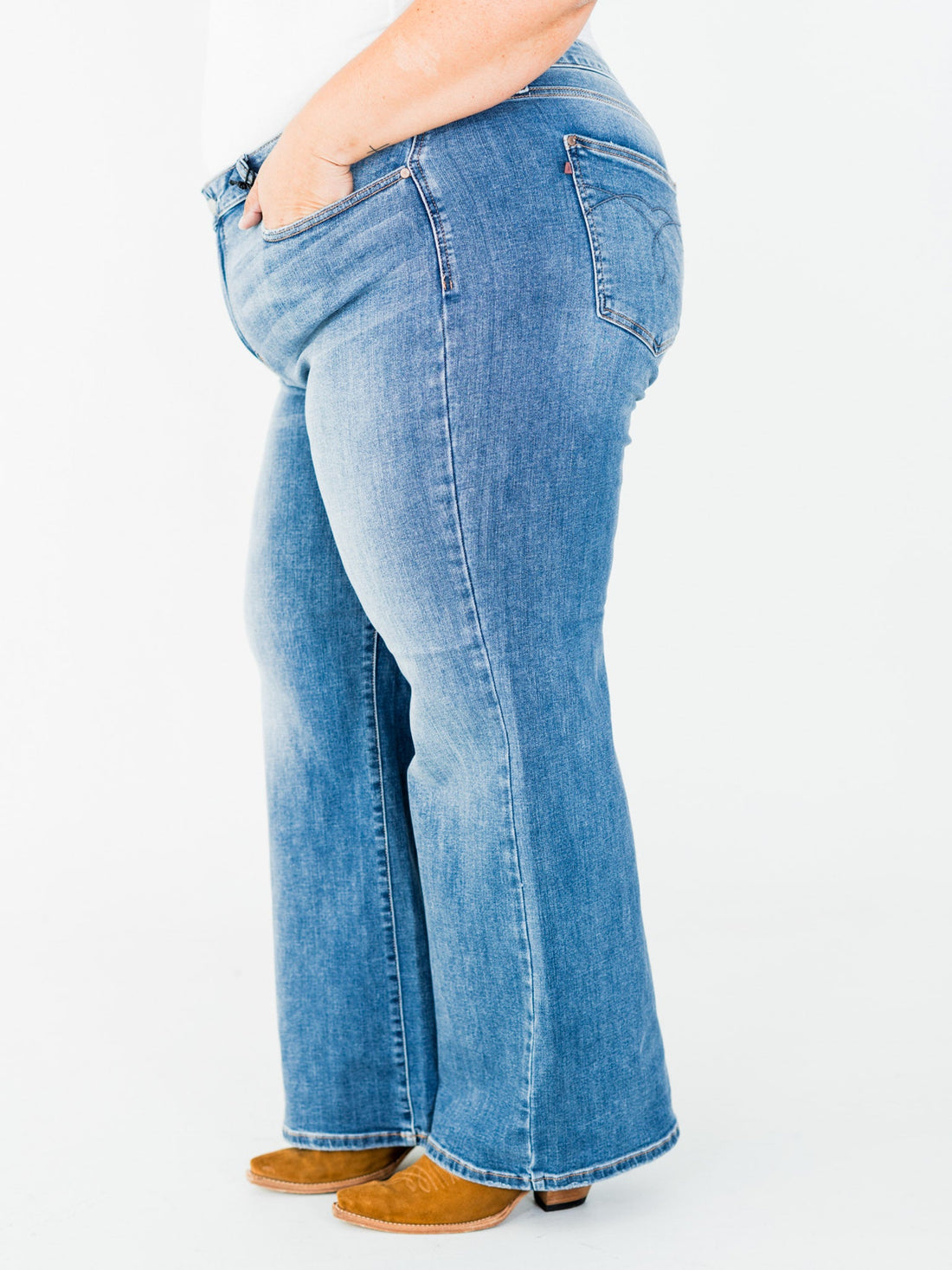 Judy Blue Mid - Rise Retro Wide Leg Jeans - Whiskey Skies - JUDY BLUE